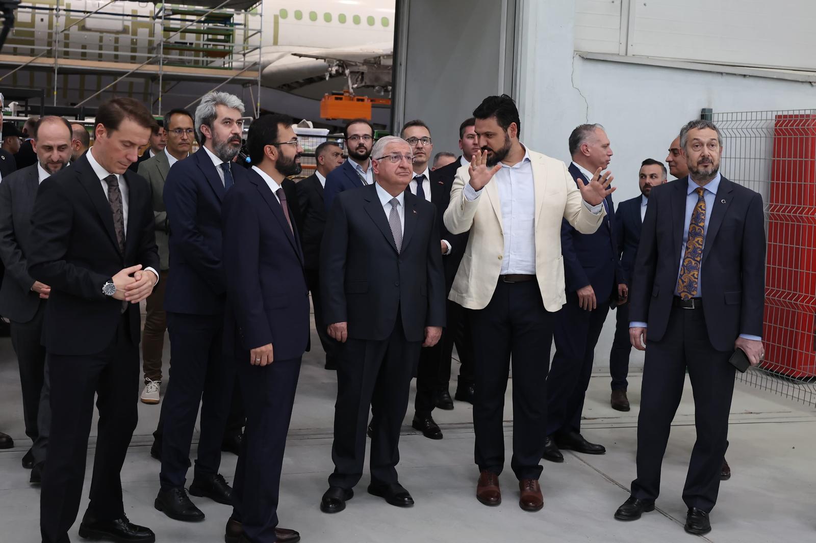Milli Savunma Bakanlığı THY ziyareti