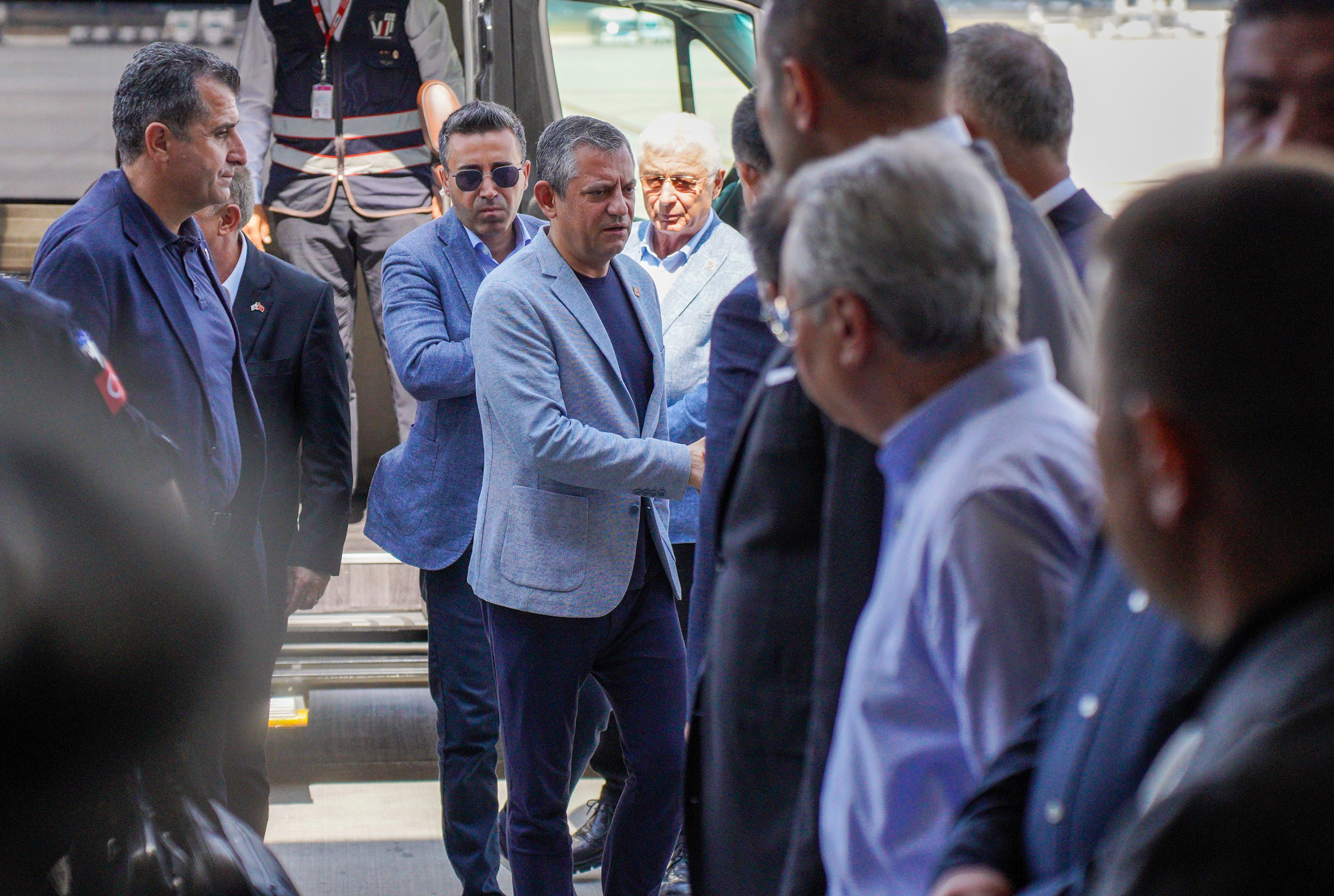 Özgür Özel Antalya