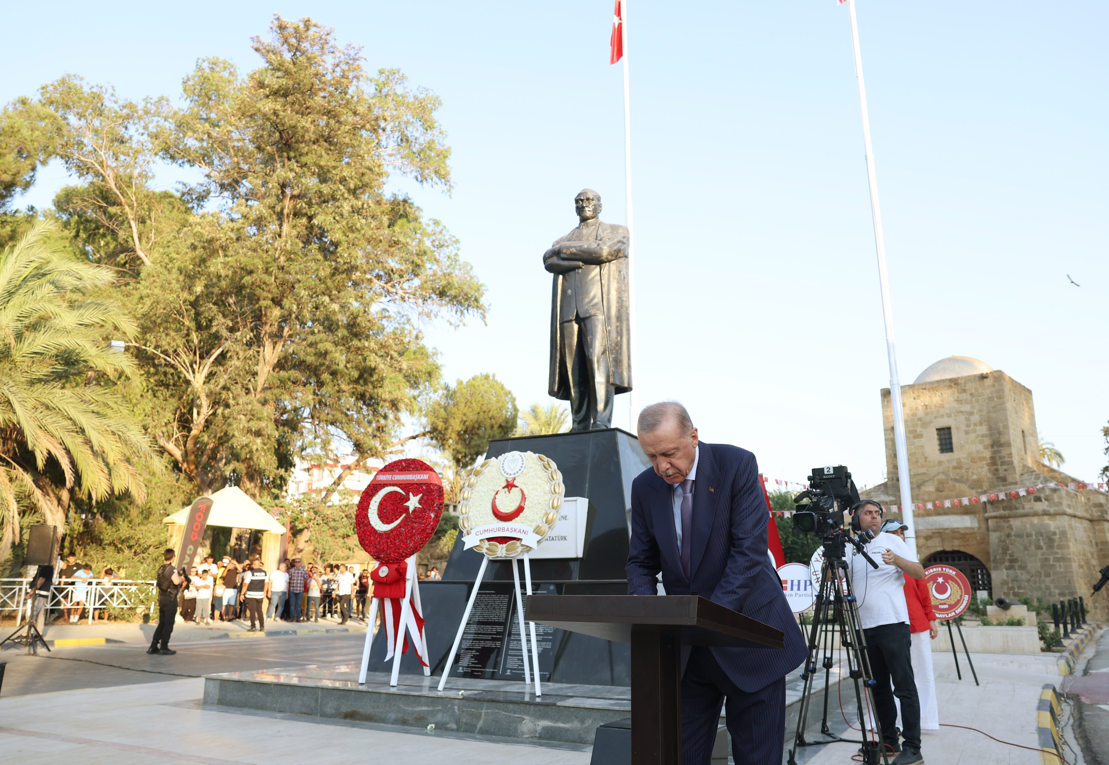 Cumhurbaşkanı Erdoğan Atatürk Anıtı