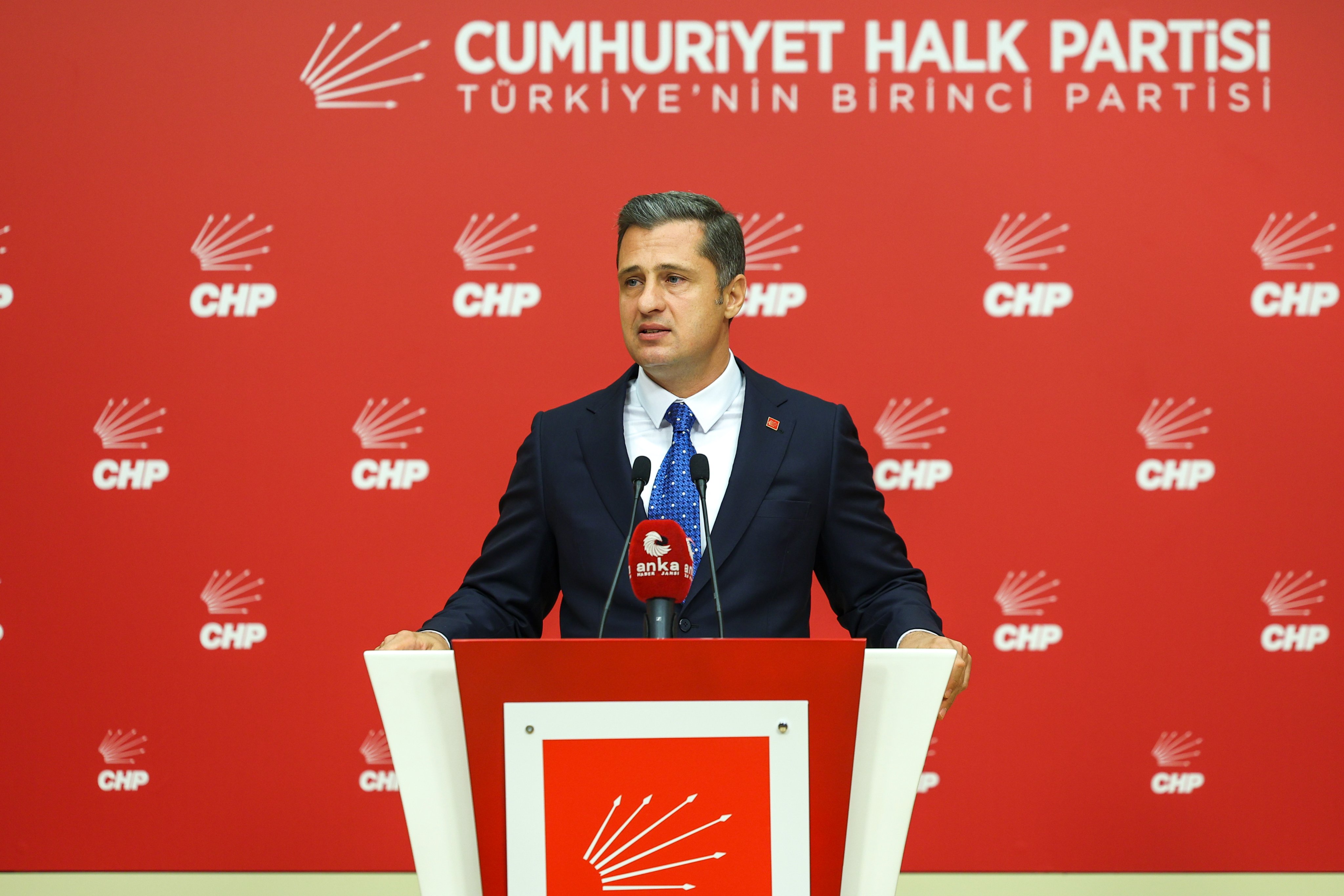 CHP Sözcüsü Deniz Yücel basın toplantısında
