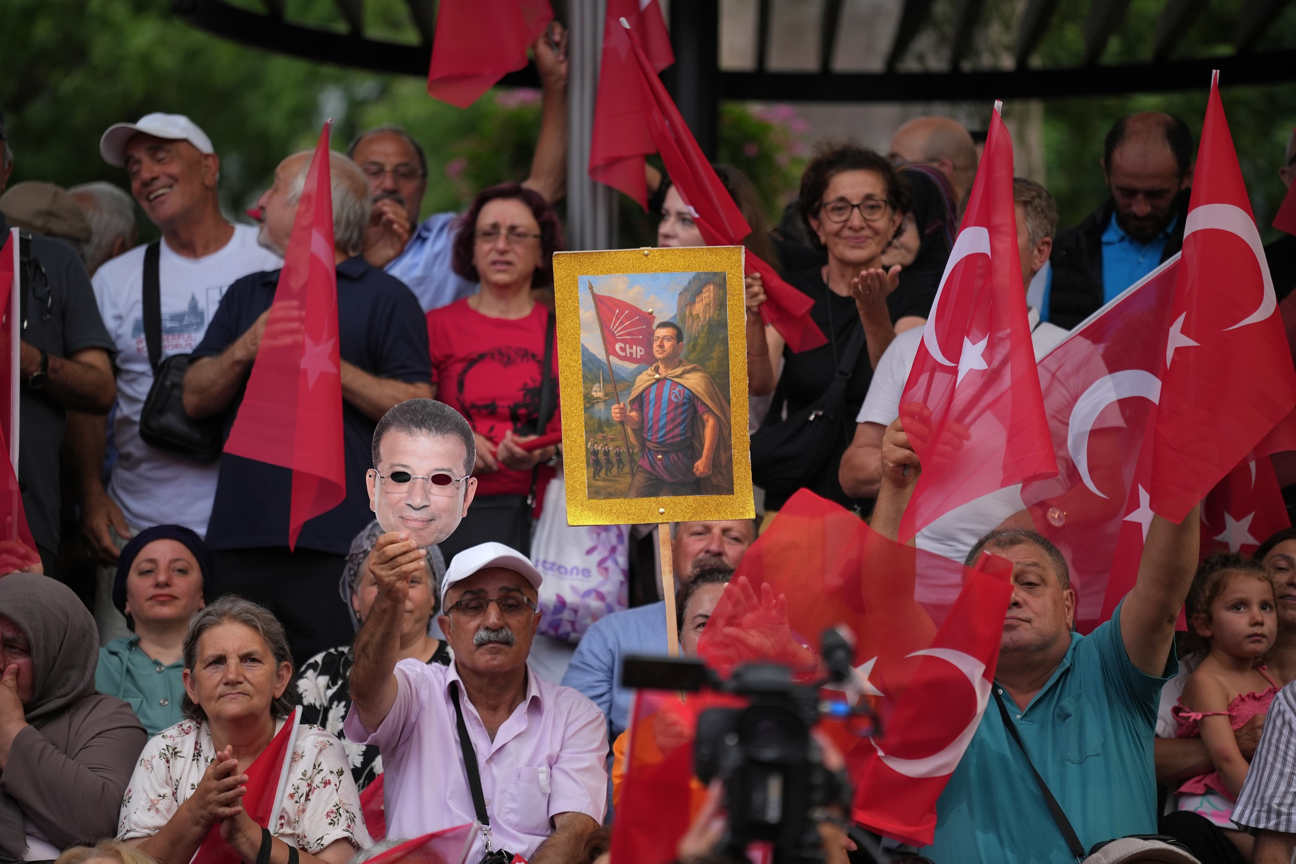 CHP Miting Katılım