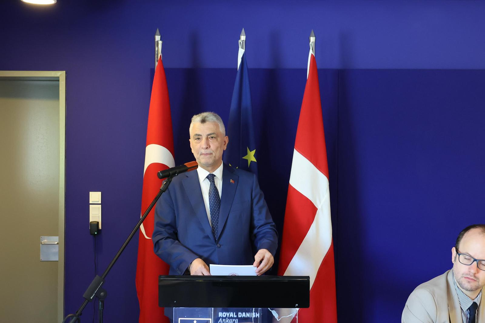 Ticaret Bakanı Ömer Bolat AB Büyükelçileriyle Toplantı