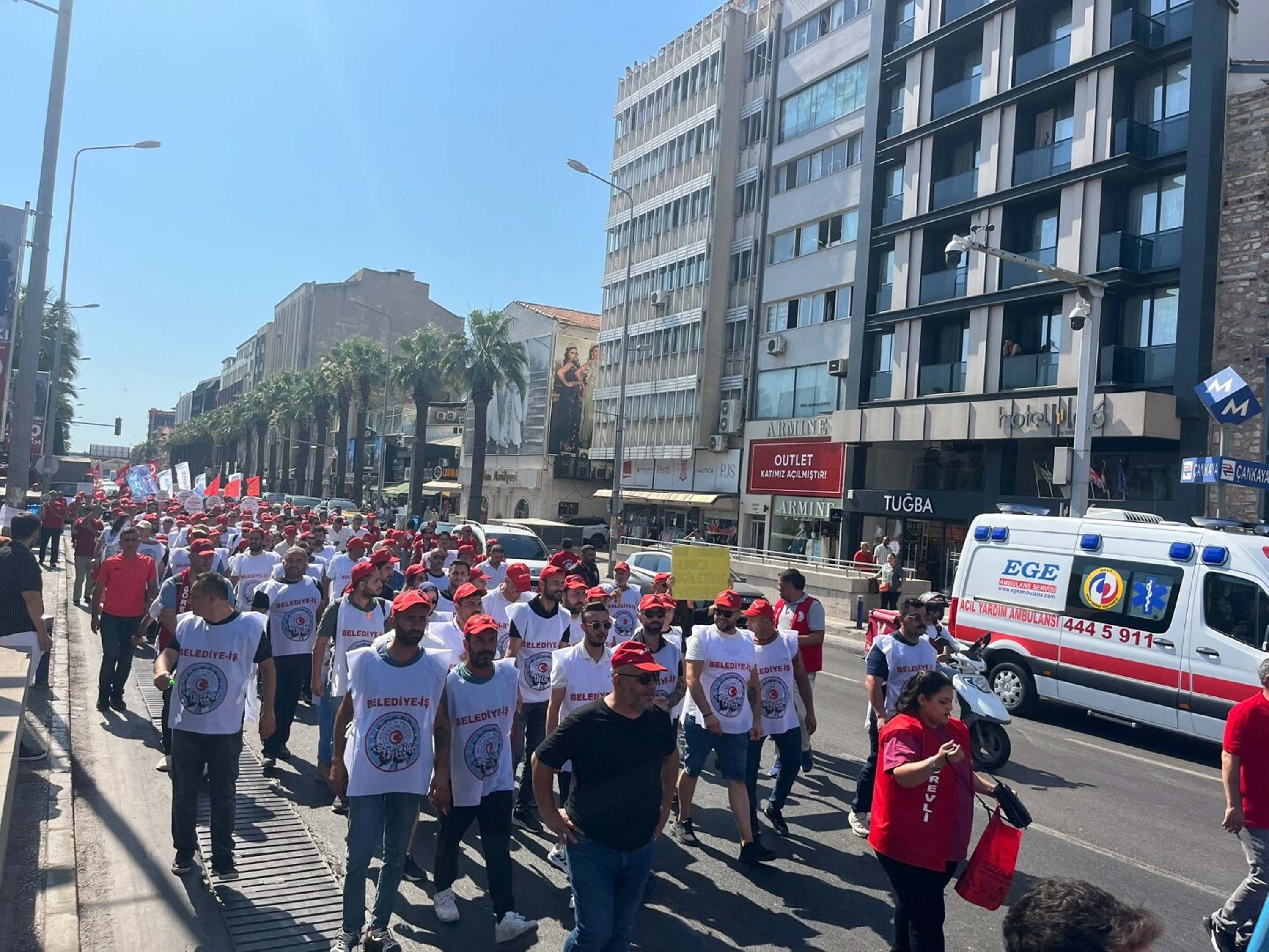 İzmir Büyükşehir Belediyesi işçi eylemi
