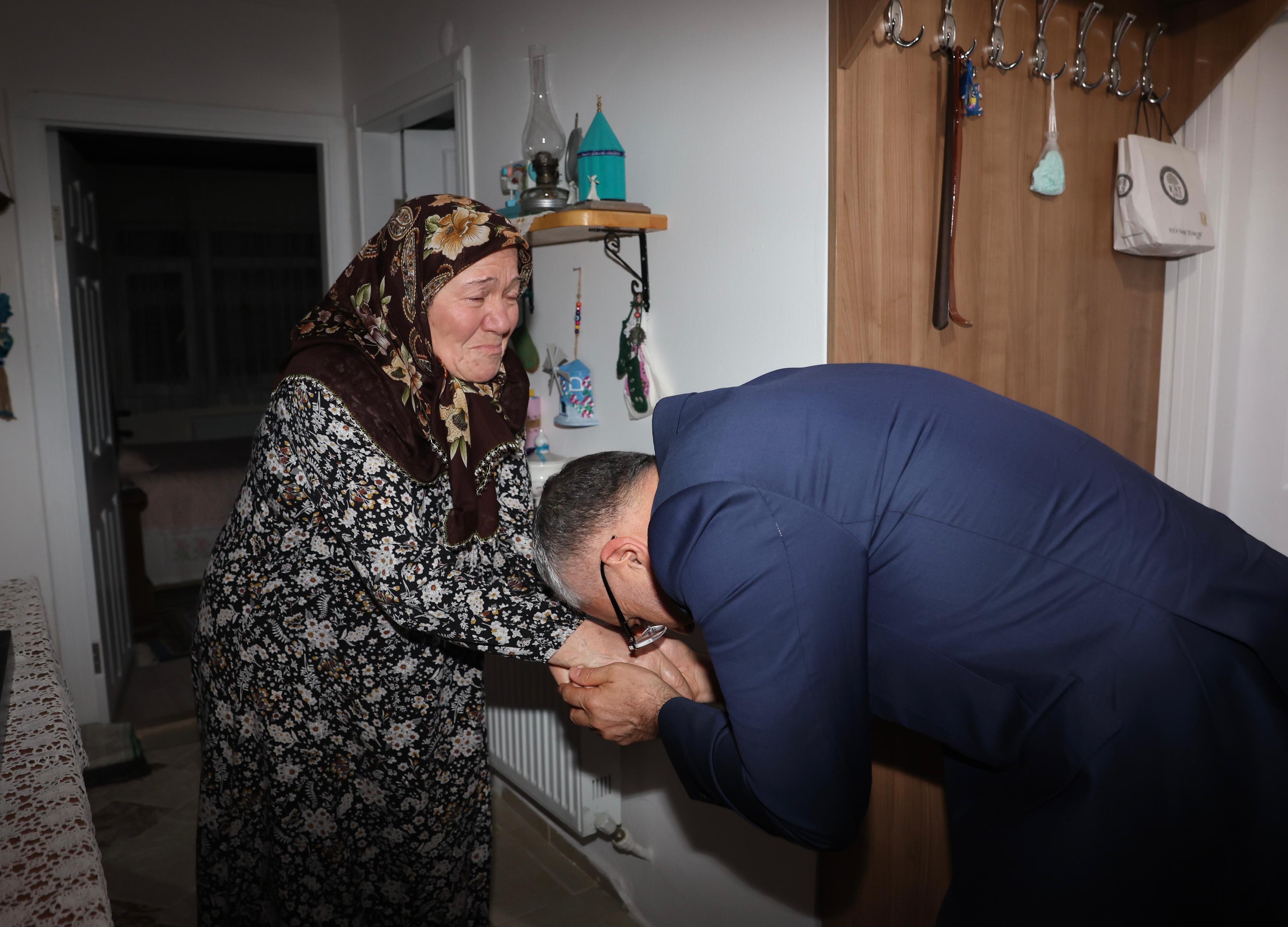 Bakan Işıkhan