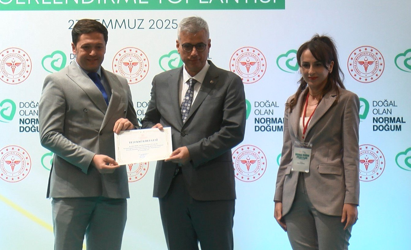 Sağlık Bakanı Kemal Memişoğlu