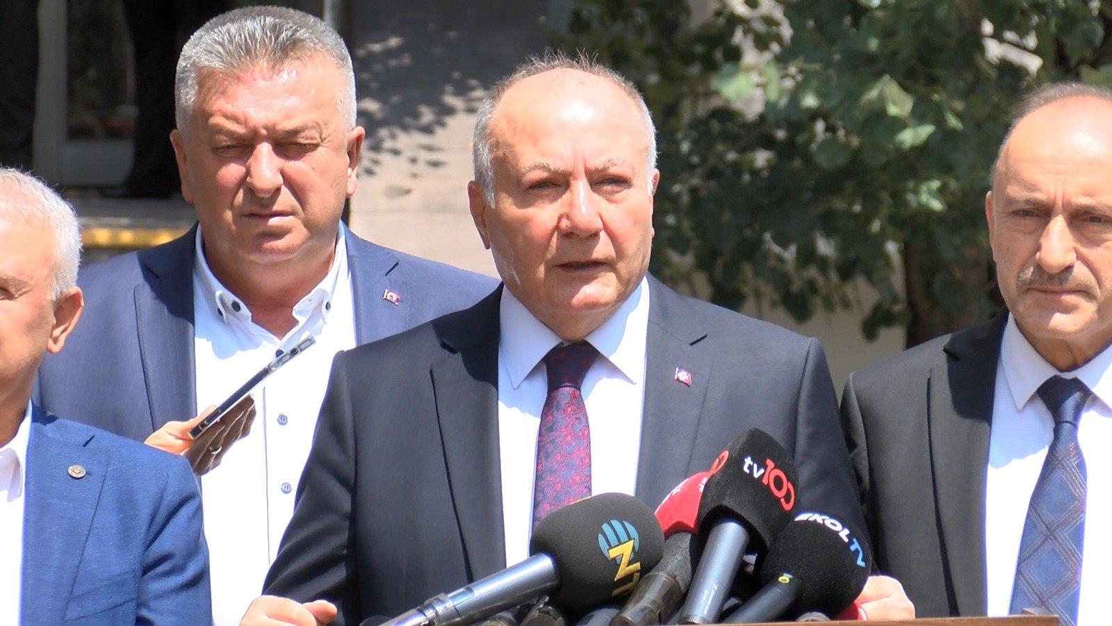 TÜRK-İŞ ve HAK-İŞ Temsilcileri