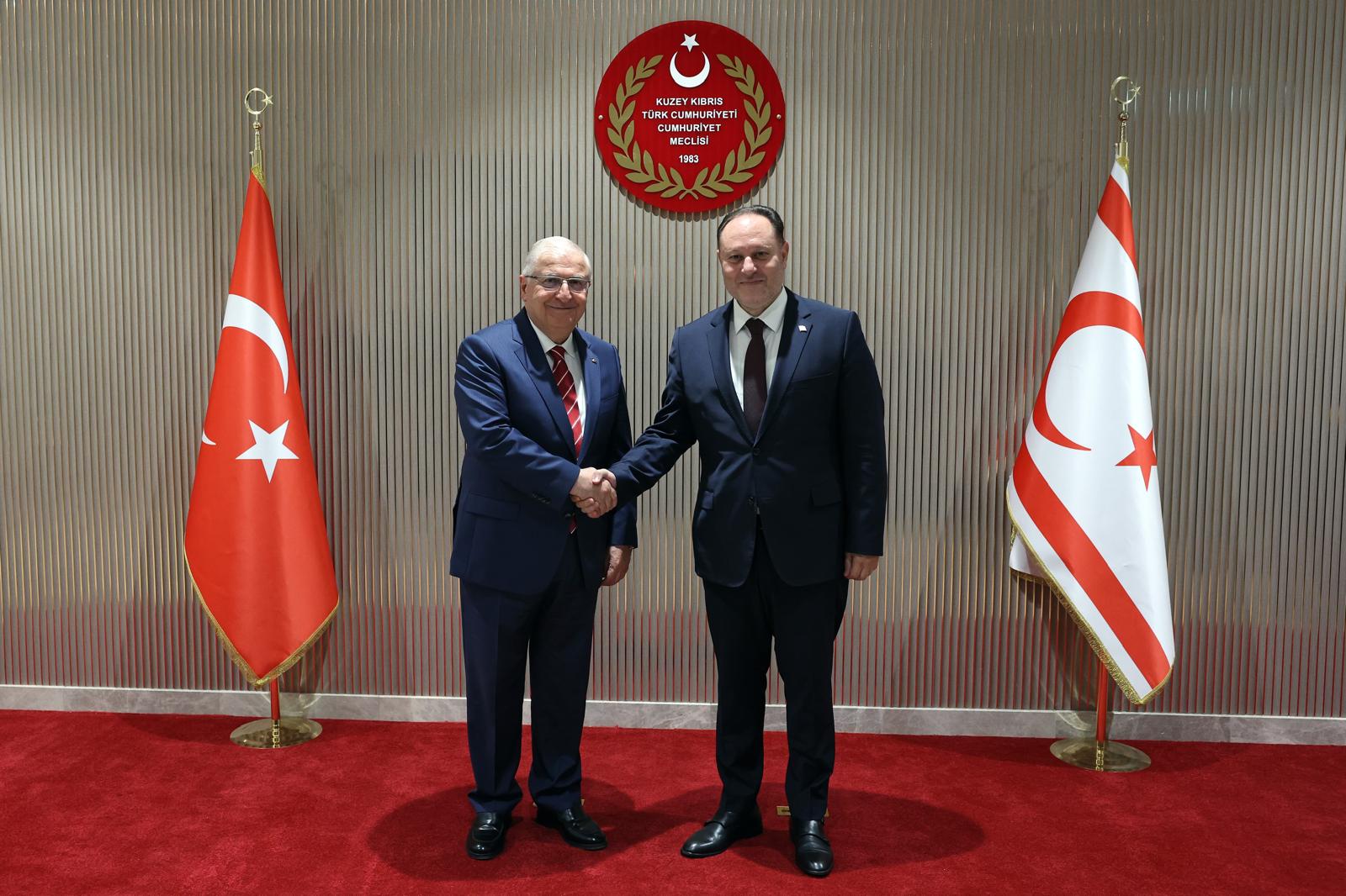 Milli Savunma Bakanı Yaşar Güler KKTC