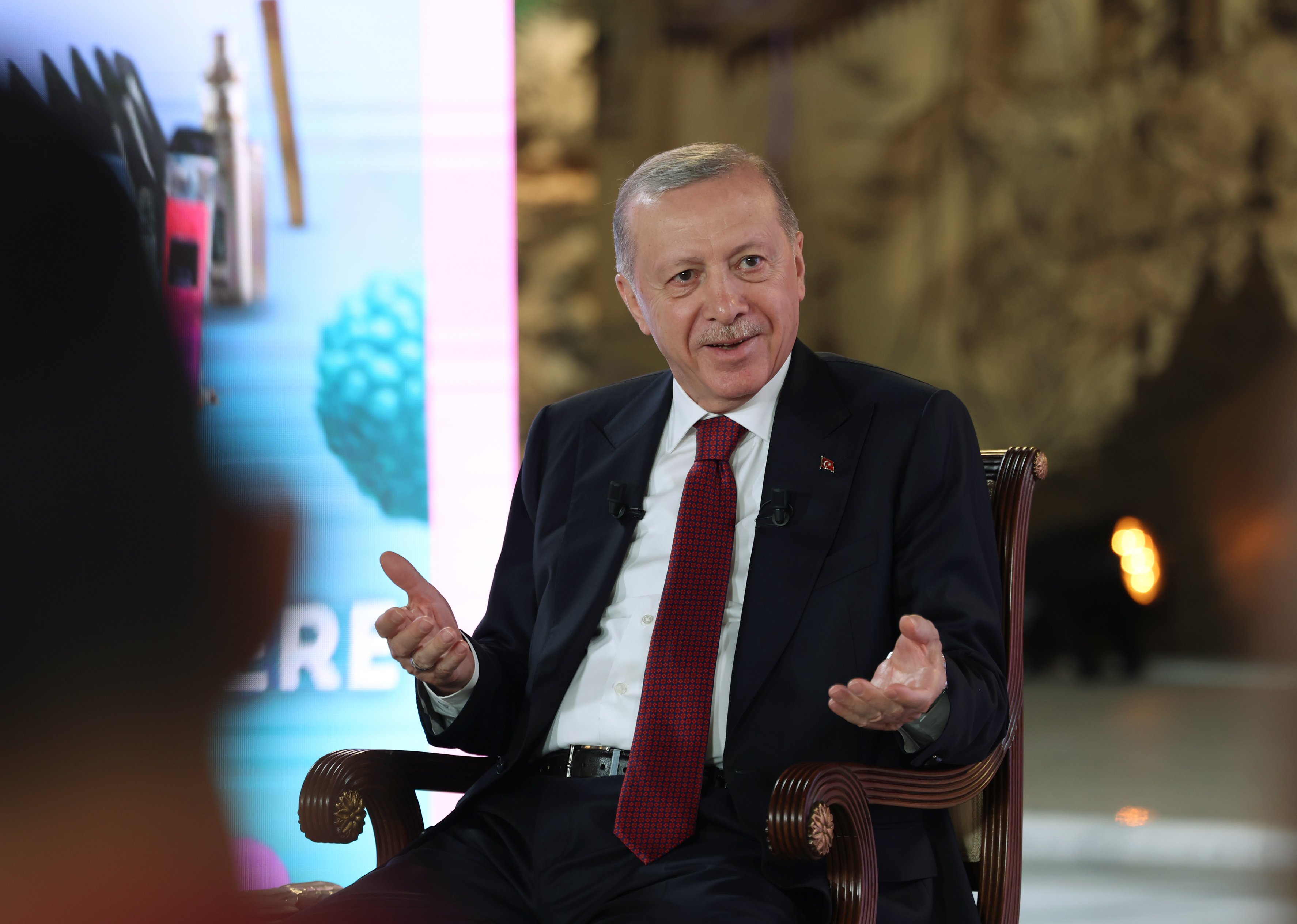 Cumhurbaşkanı Erdoğan gençlerle sohbet ediyor