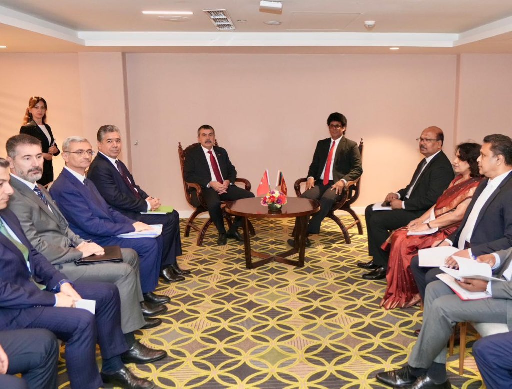 Milli Eğitim Bakanı Yusuf Tekin Sri Lanka