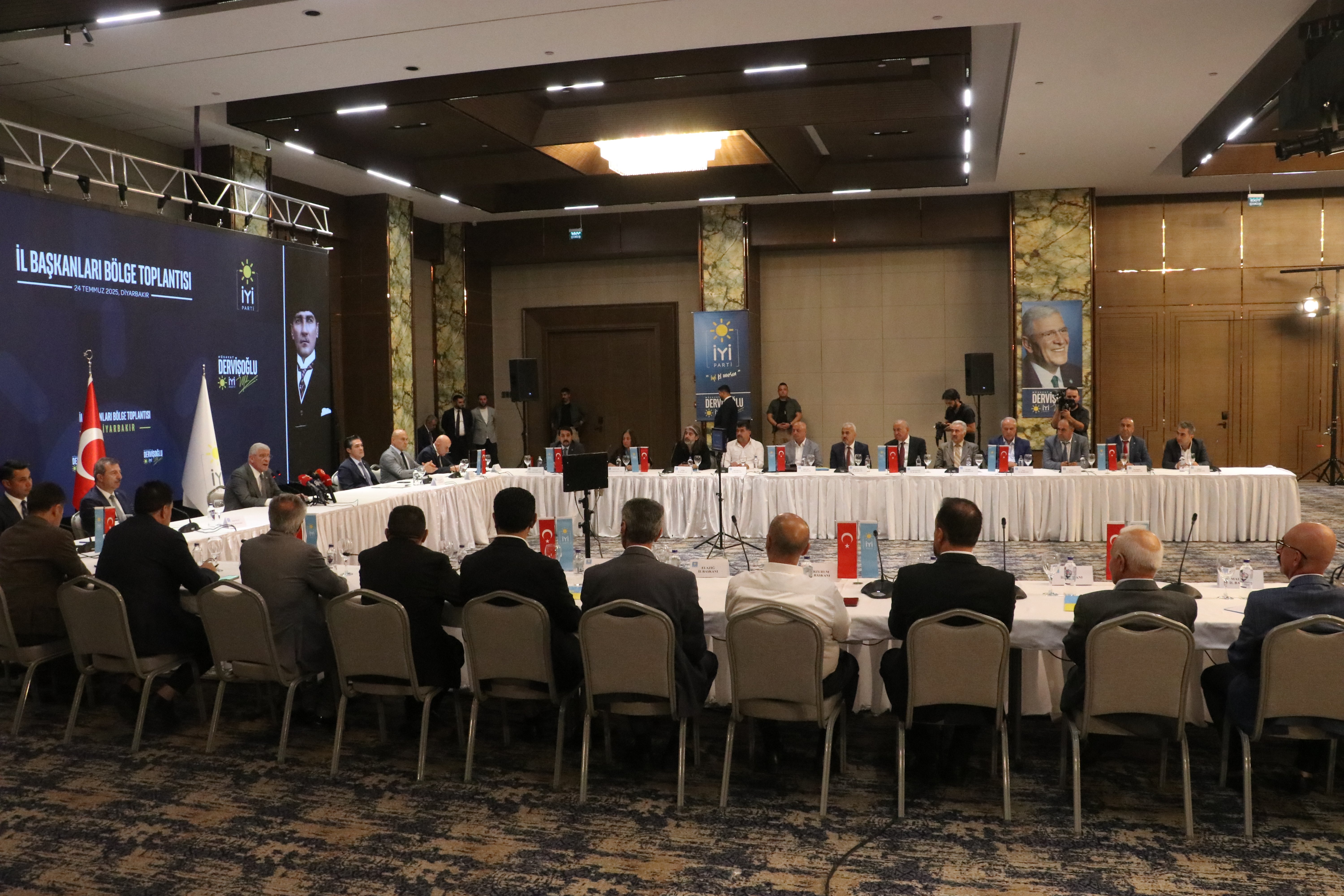 İYİ Parti Genel Başkanı Müsavat Dervişoğlu