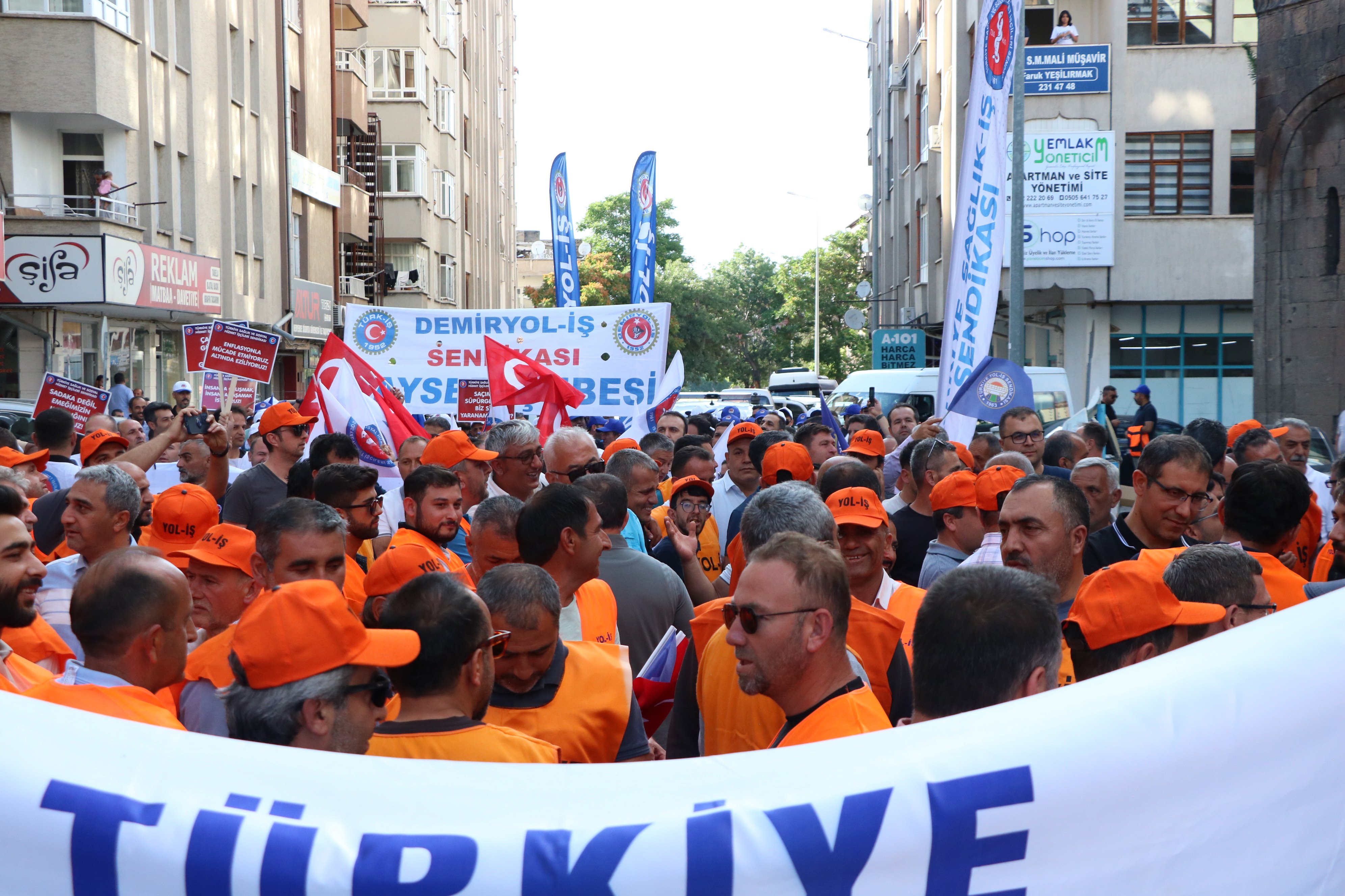 TÜRK-İŞ eylemi Kayseri