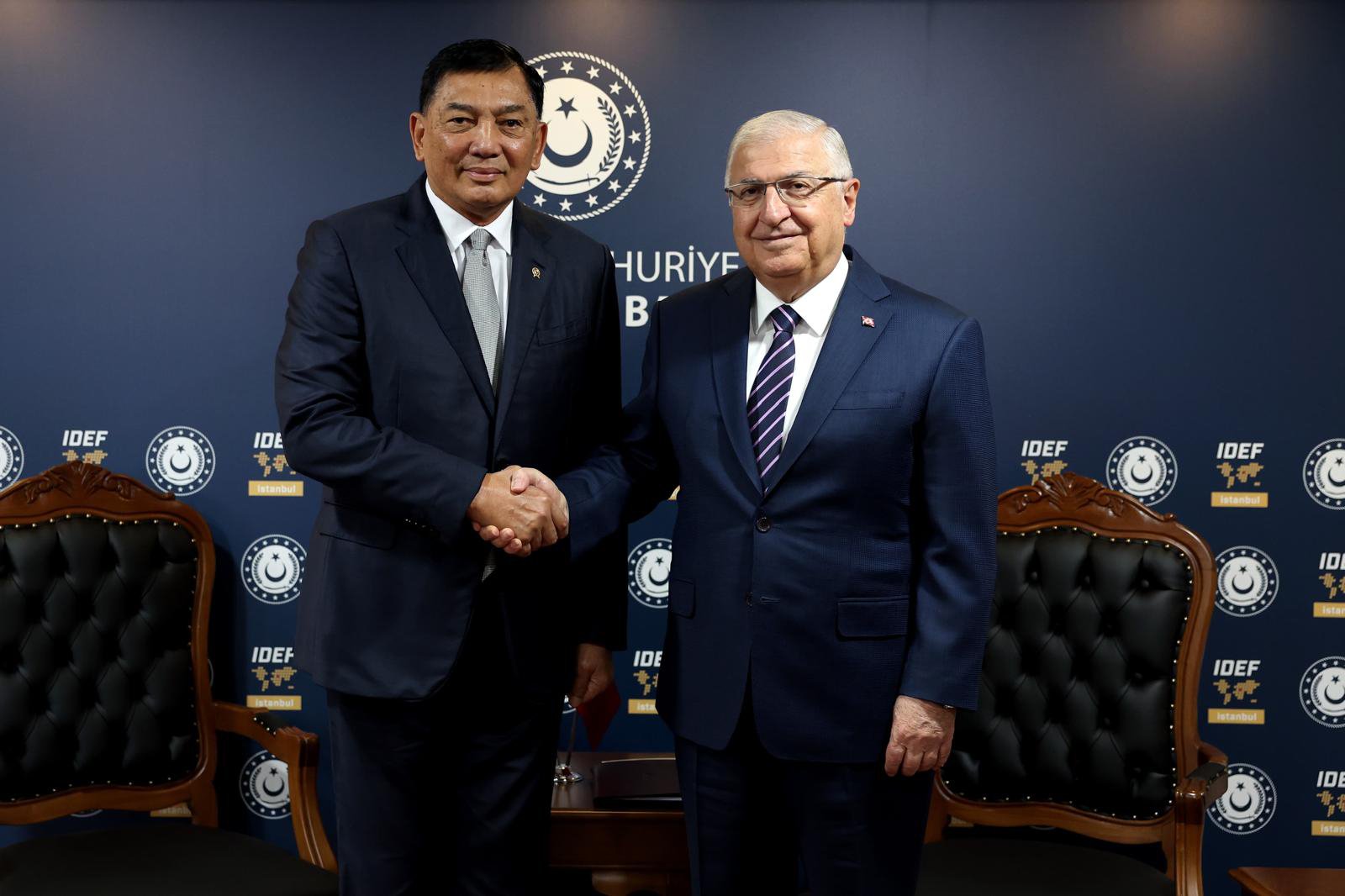 Milli Savunma Bakanı Yaşar Güler ve Endonezya Savunma Bakanı Sjafrie Sjamsoeddin