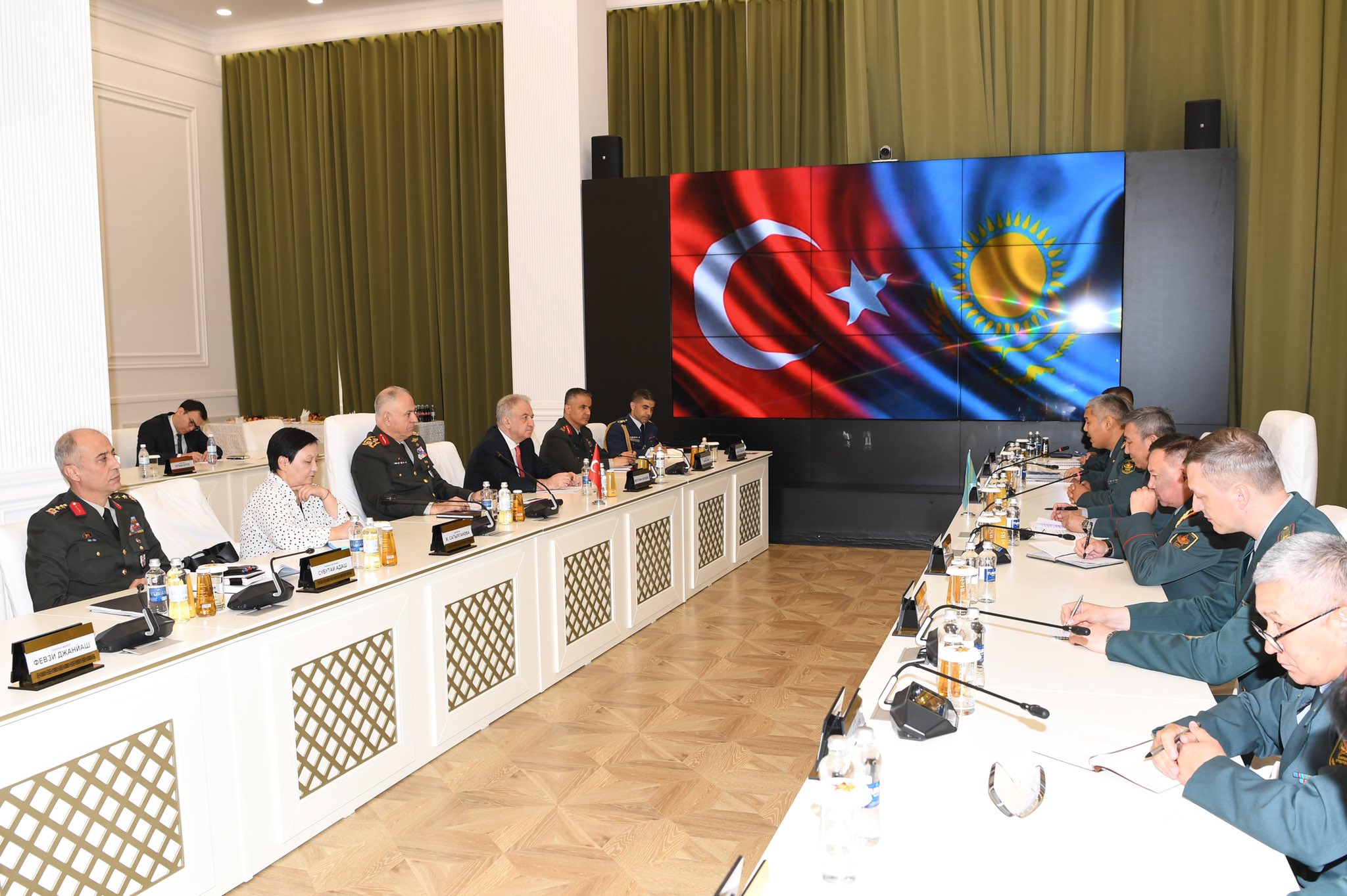 Genelkurmay Başkanı Gürak Kazakistan Savunma Üniversitesi