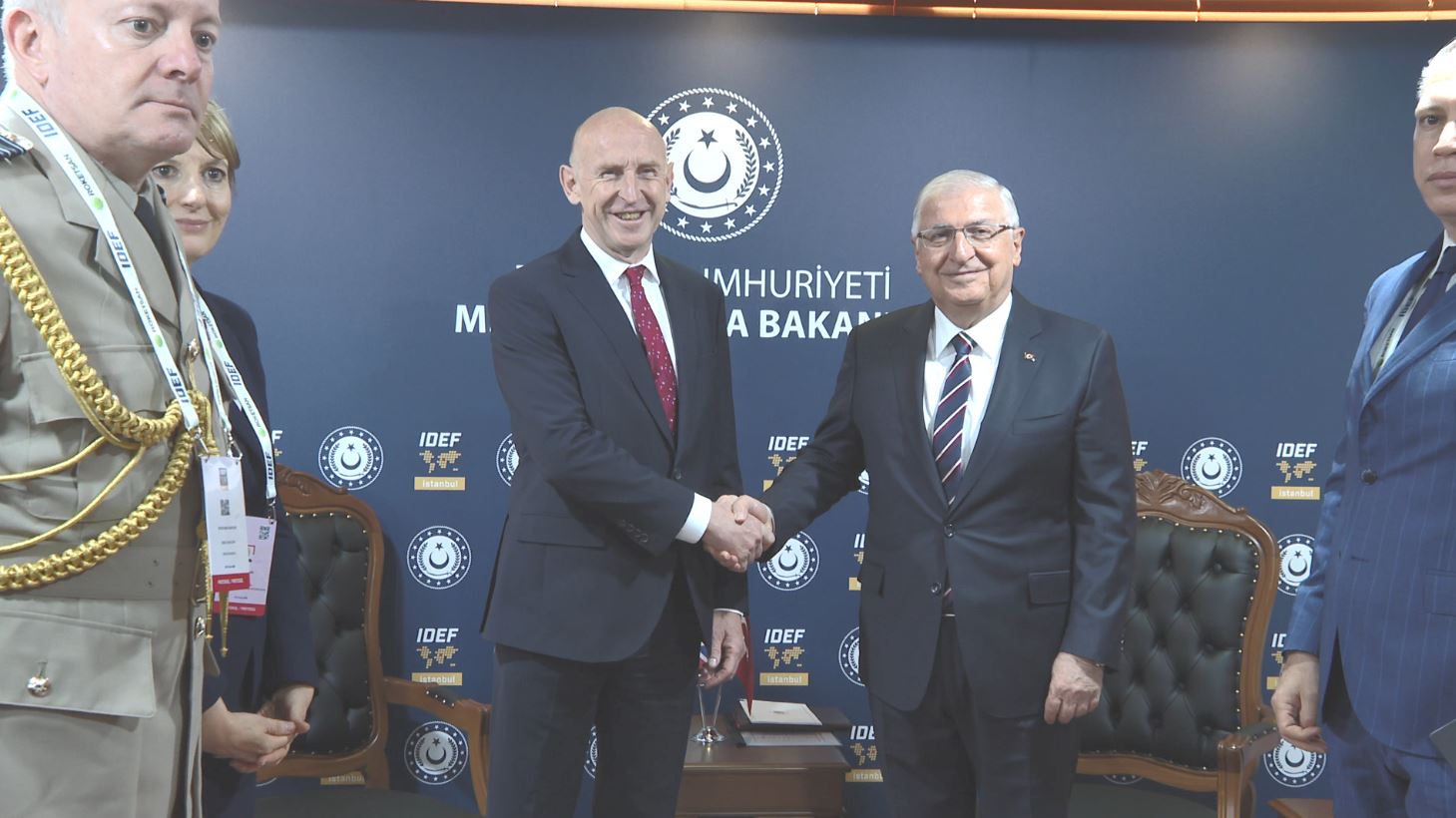 Yaşar Güler ve John Healey