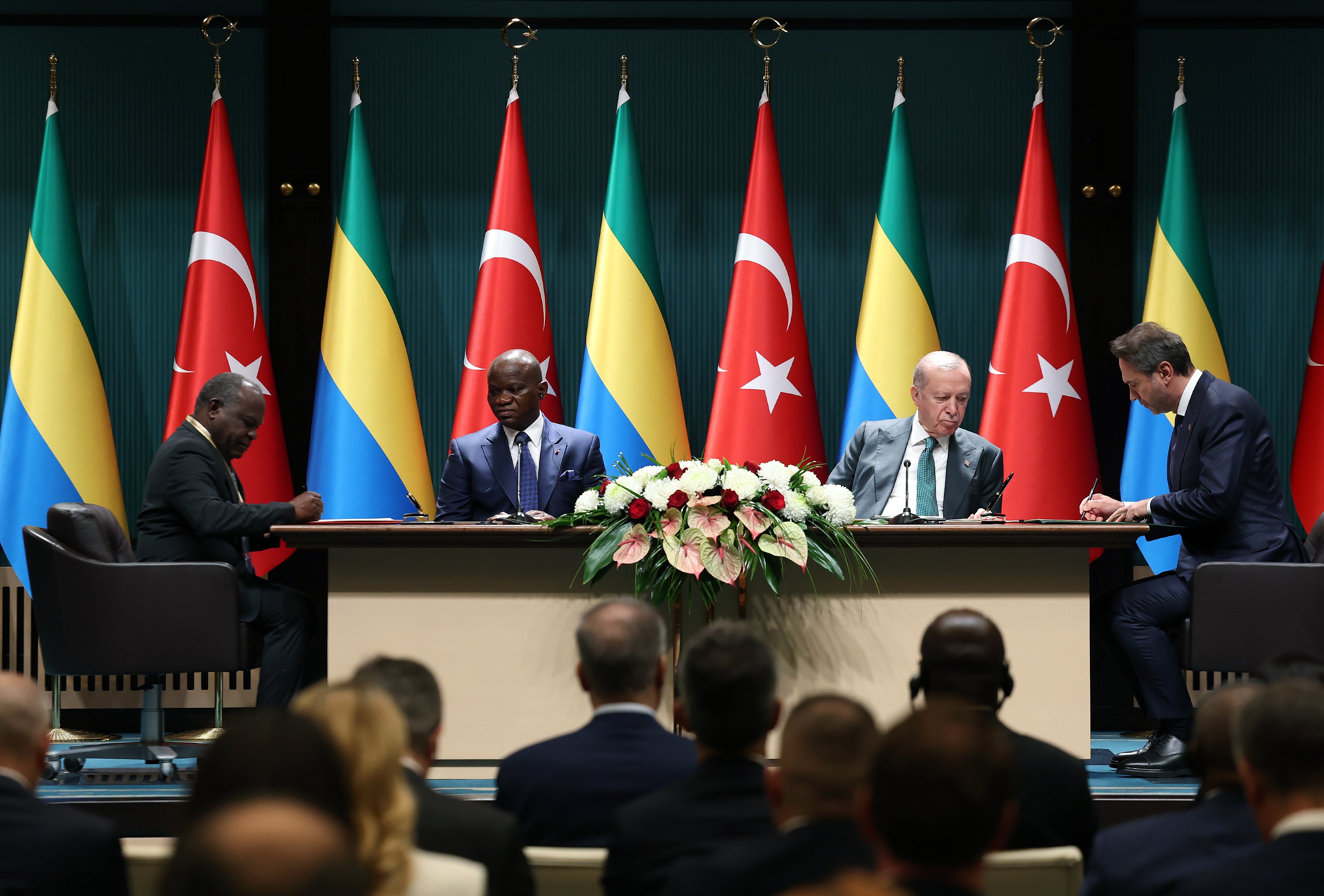 Türkiye-Gabon anlaşmalarının imza töreni