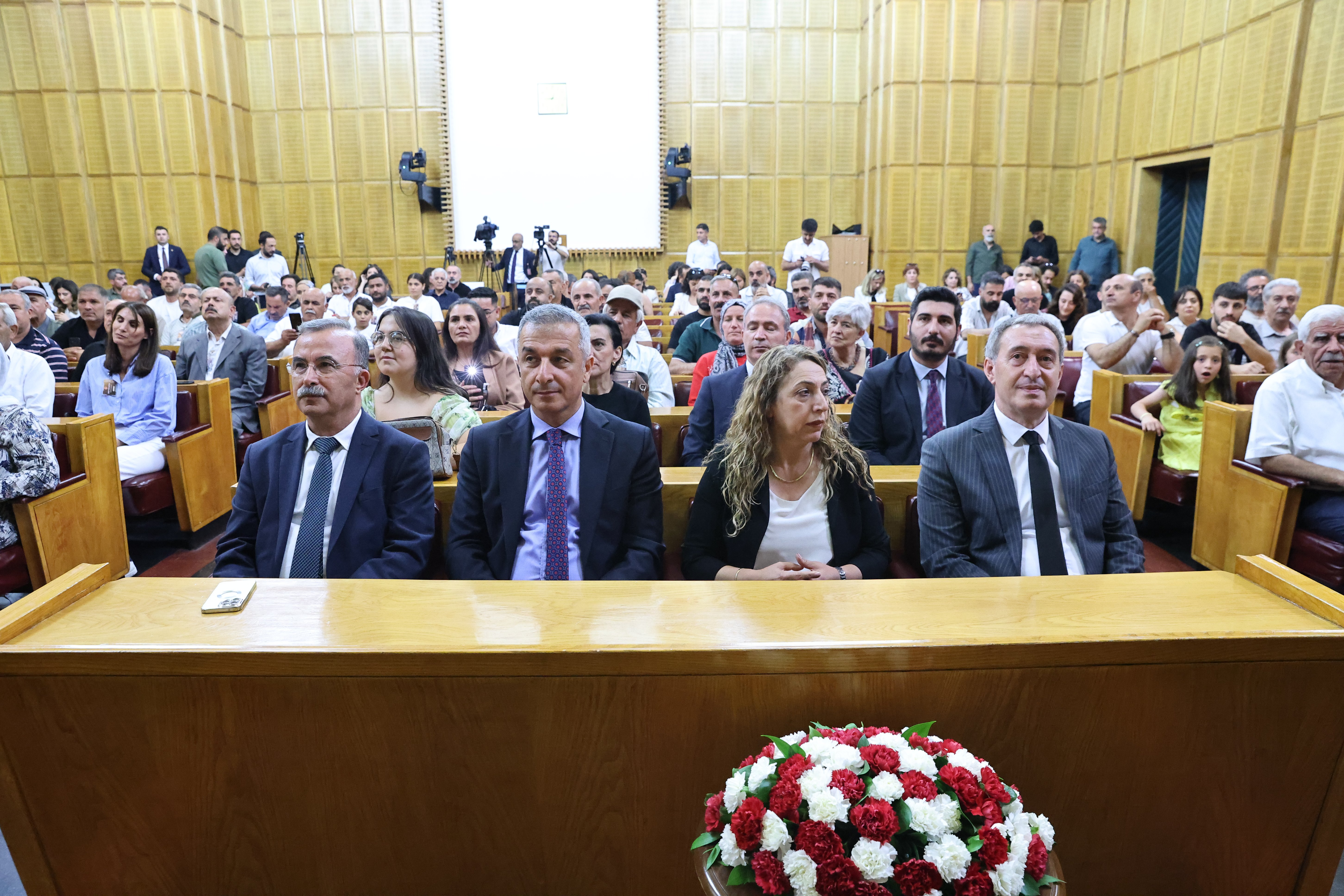 DEM Parti Eş Genel Başkanı Tuncer Bakırhan