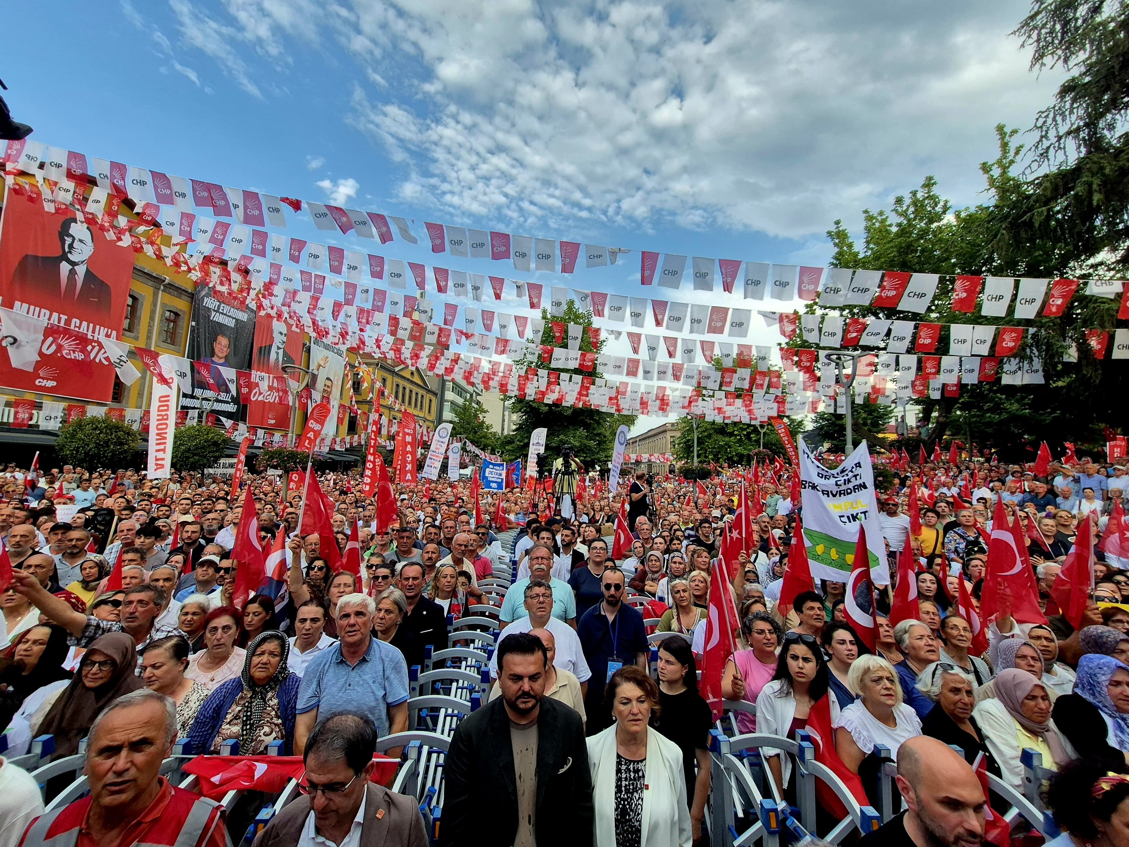 Özgür Özel Trabzon Mitingi