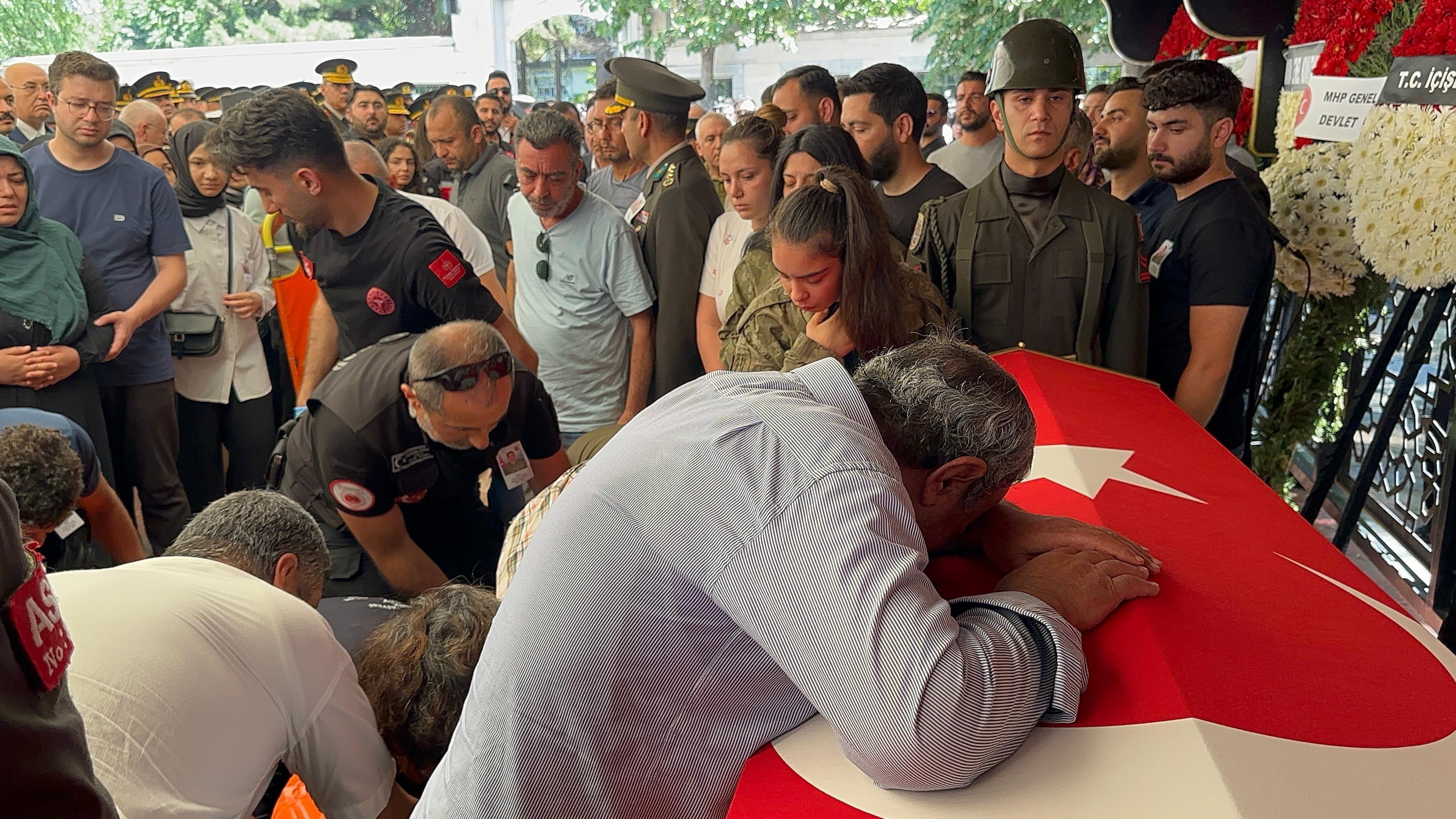 Şehit Er Ahmet Gültekin Cenaze Töreni