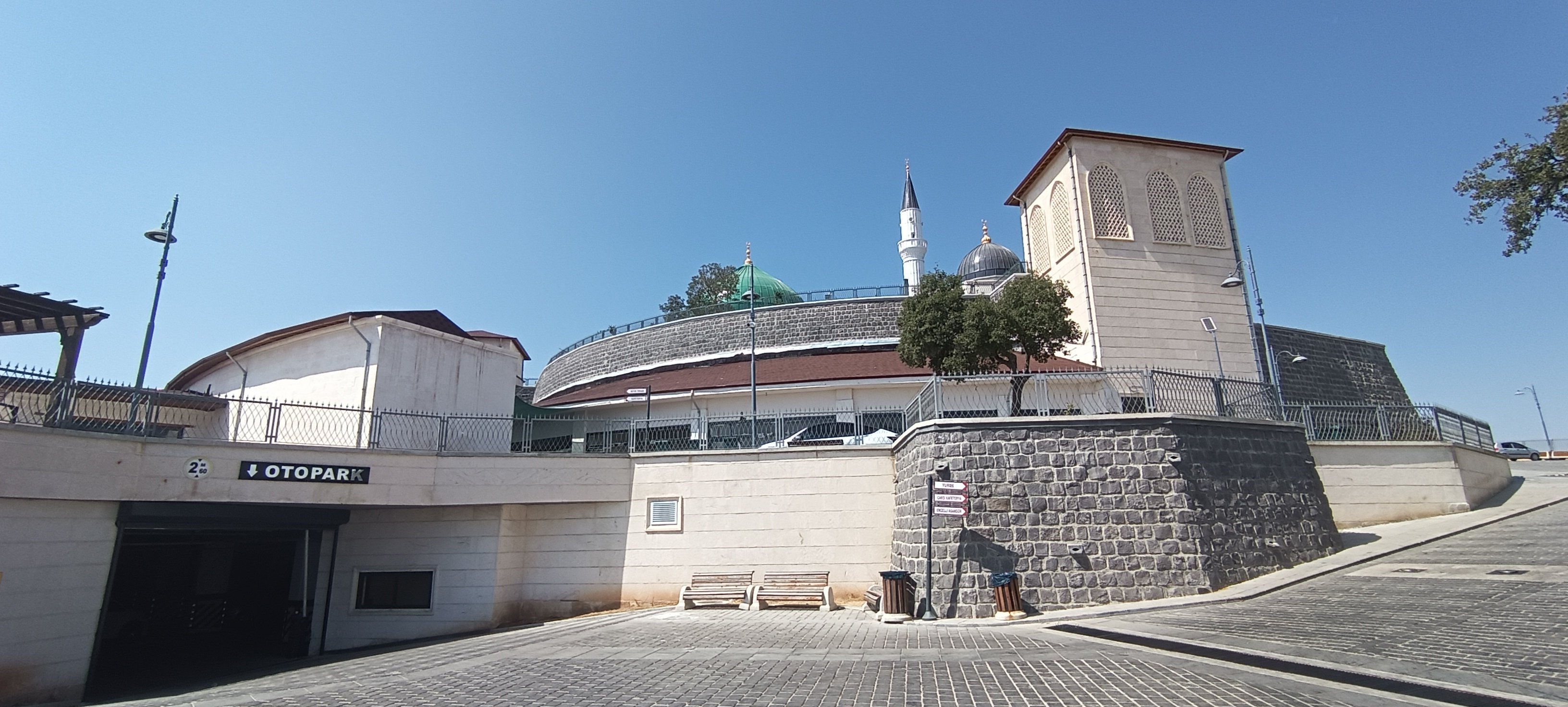 Hazreti Ukkaşe Türbesi restorasyon çalışmaları