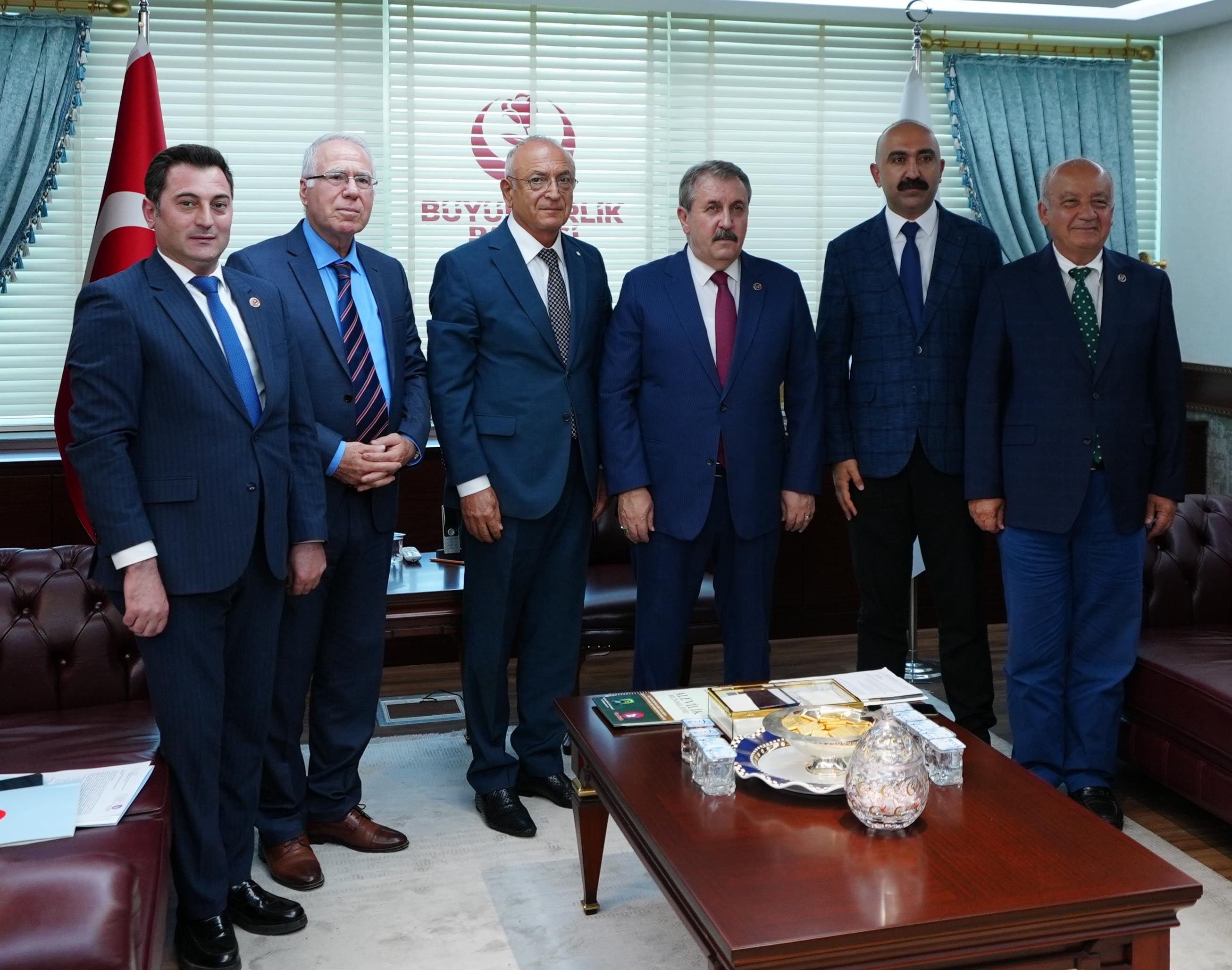 Mustafa Destici Cem Vakfı Heyeti