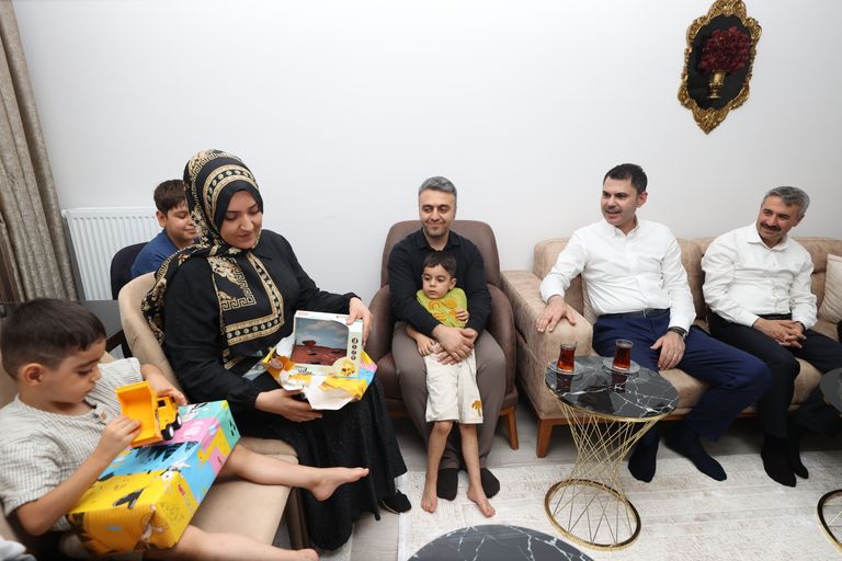Bakan Kurum esnaf ziyareti
