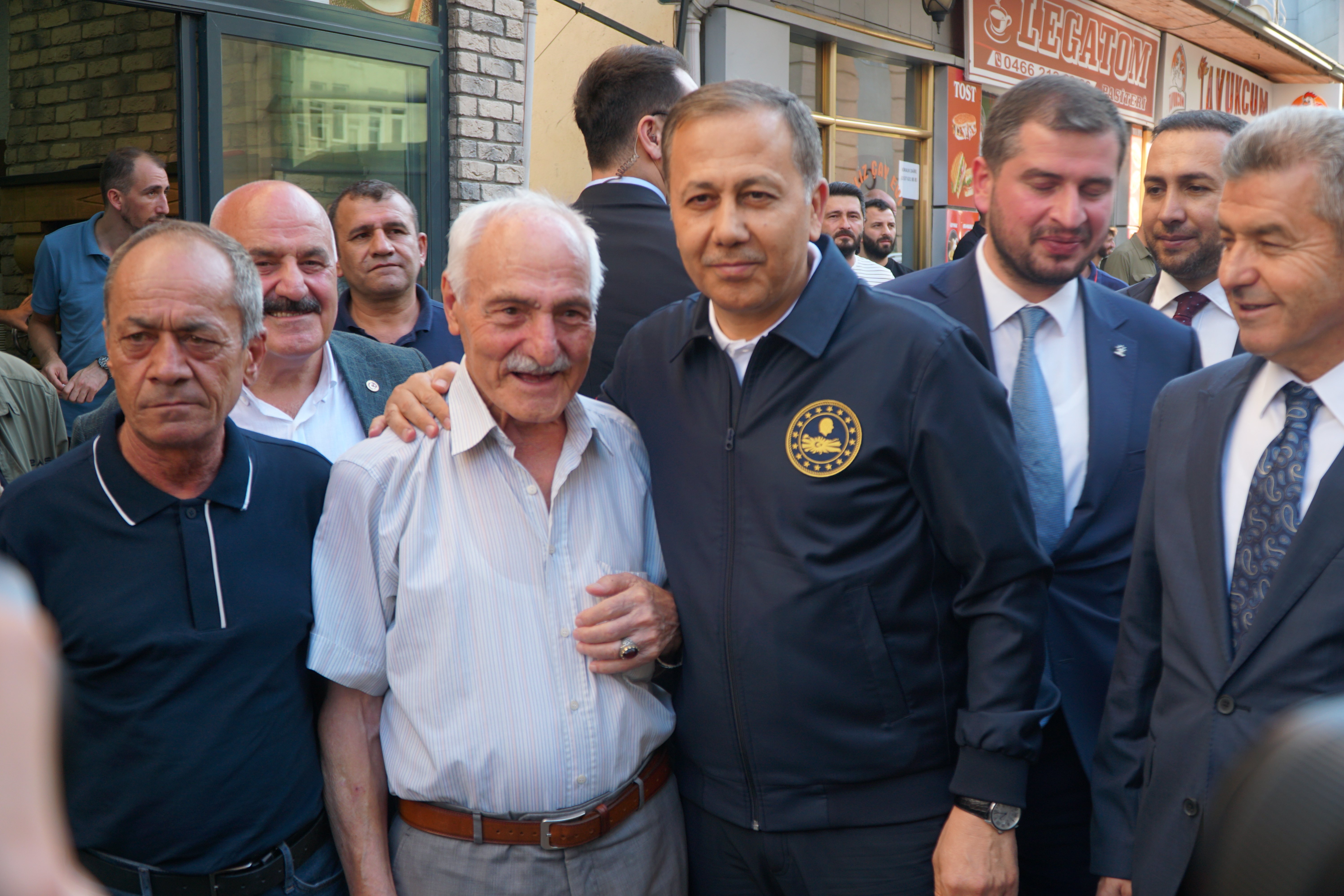 Bakan Yerlikaya parti teşkilat ziyareti