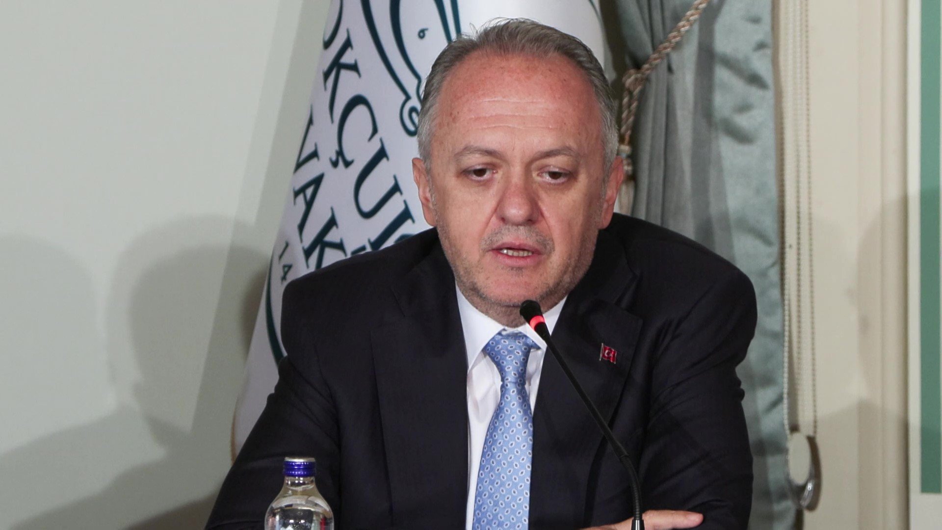 Gençlik ve Spor Bakanı Osman Aşkın Bak