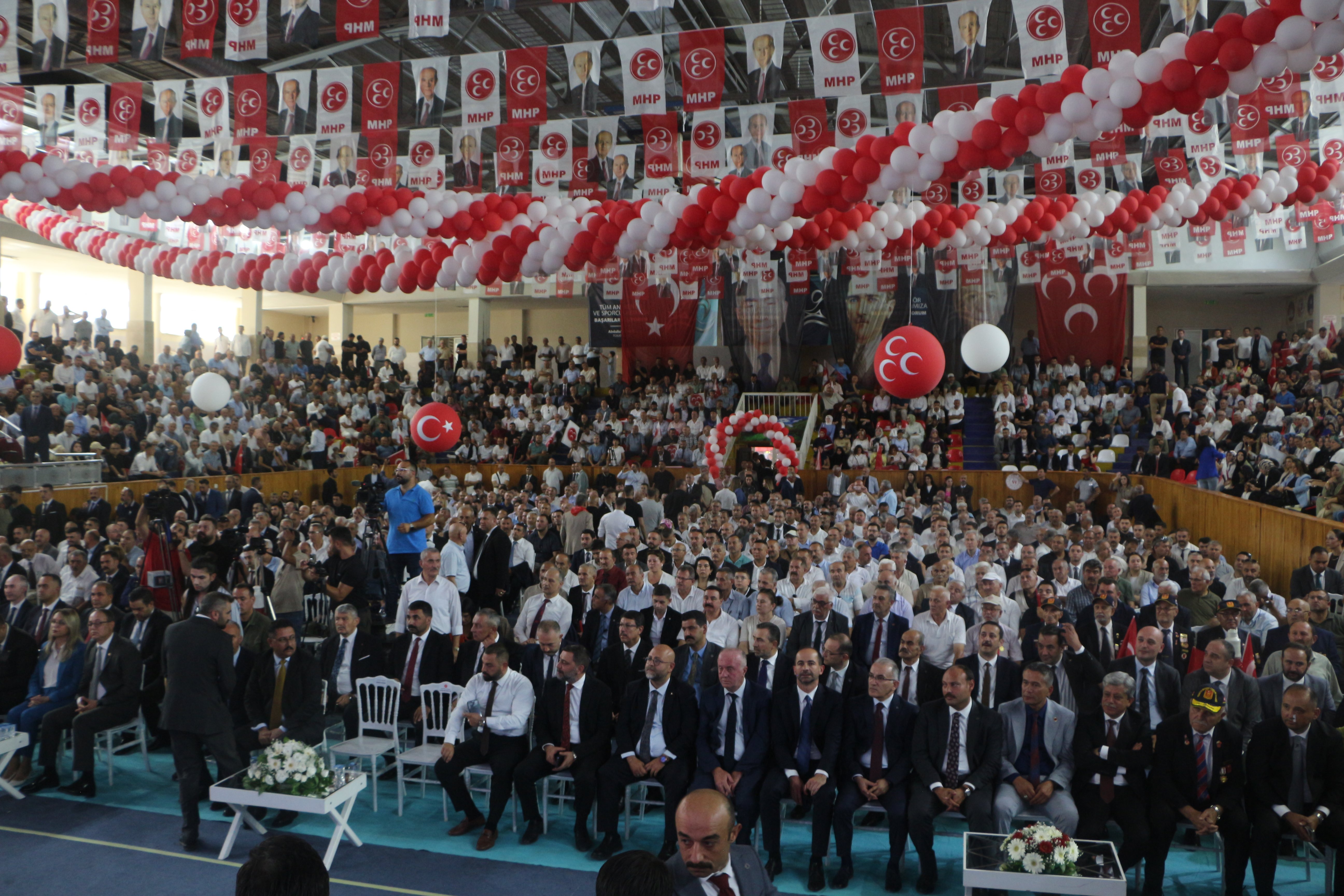 MHP Genel Başkan Yardımcısı İlyas Topsakal