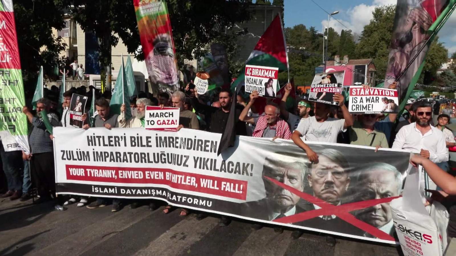 Gazze protestosu pankartları