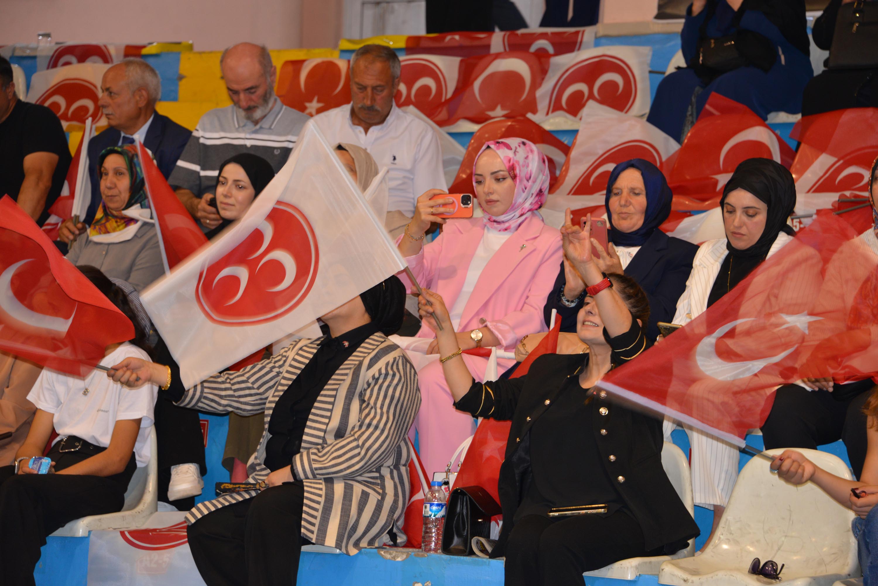 MHP Toplantısı