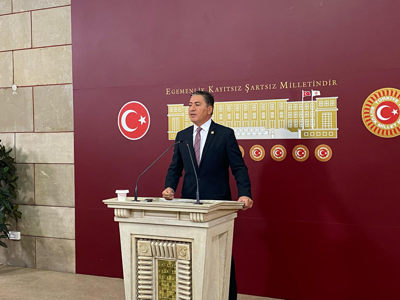 CHP Grup Başkanvekili Murat Emir