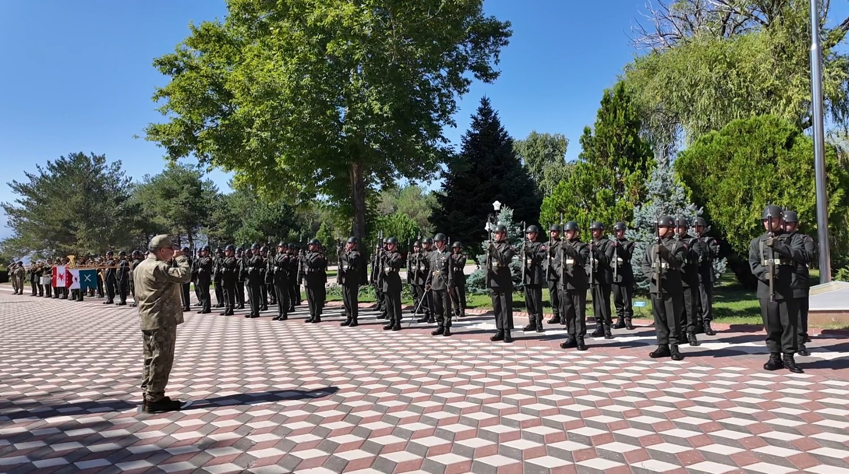Orgeneral Metin Tokel Karargah İncelemesi