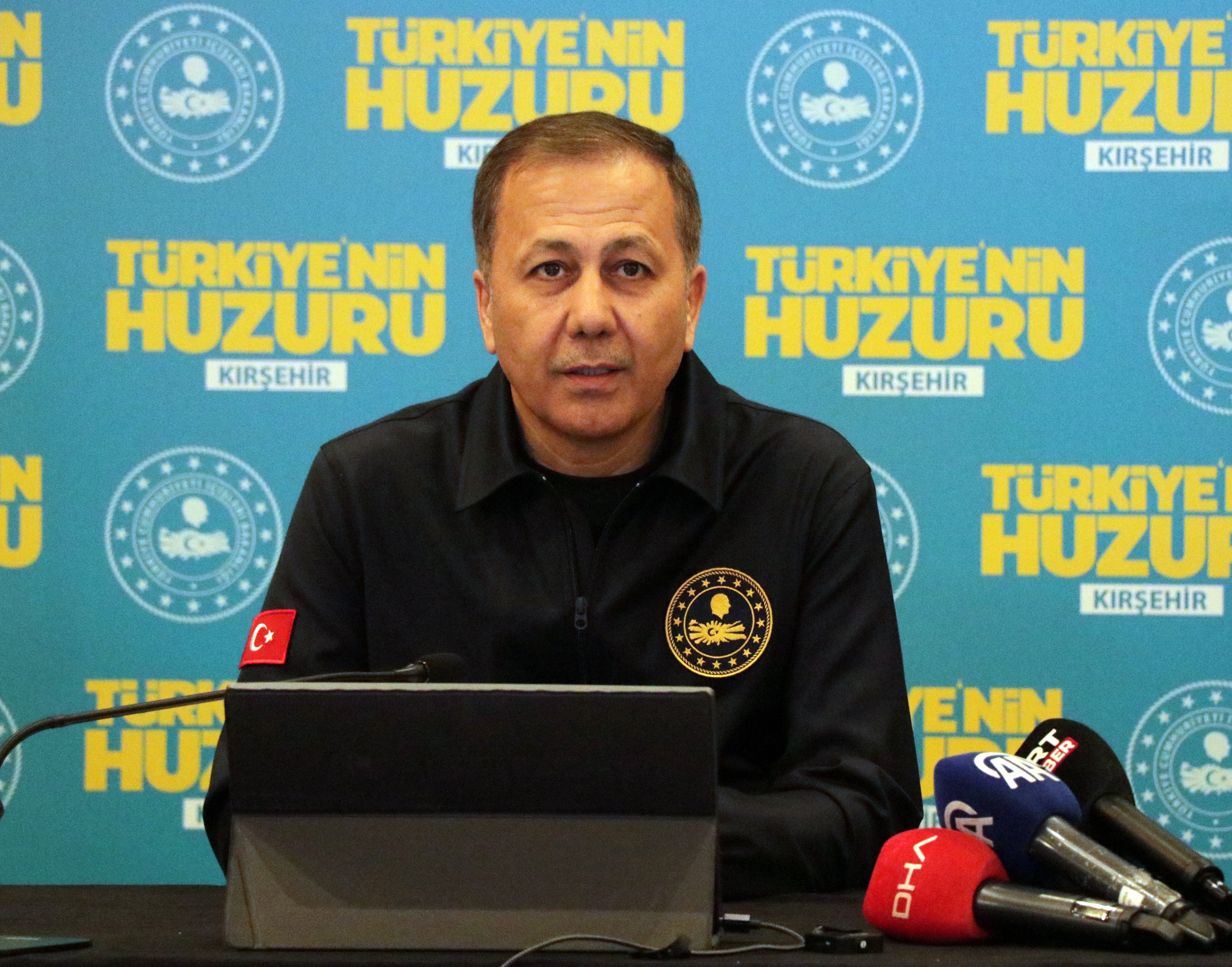 Bakan Ali Yerlikaya