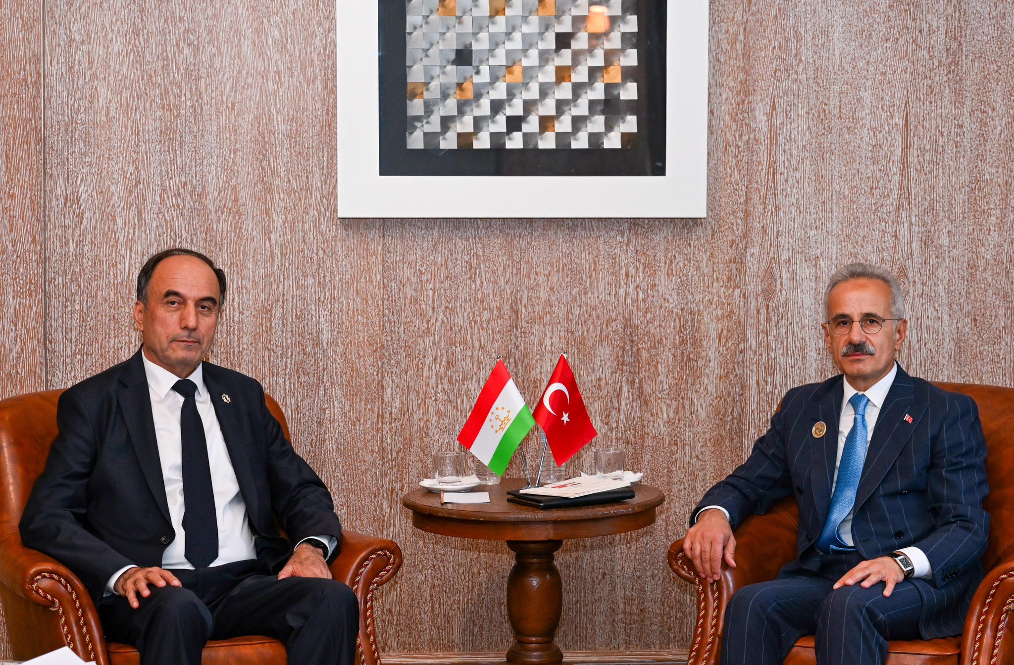 Bakan Uraloğlu ve Tacikistan Ulaştırma Bakanı İbrohim