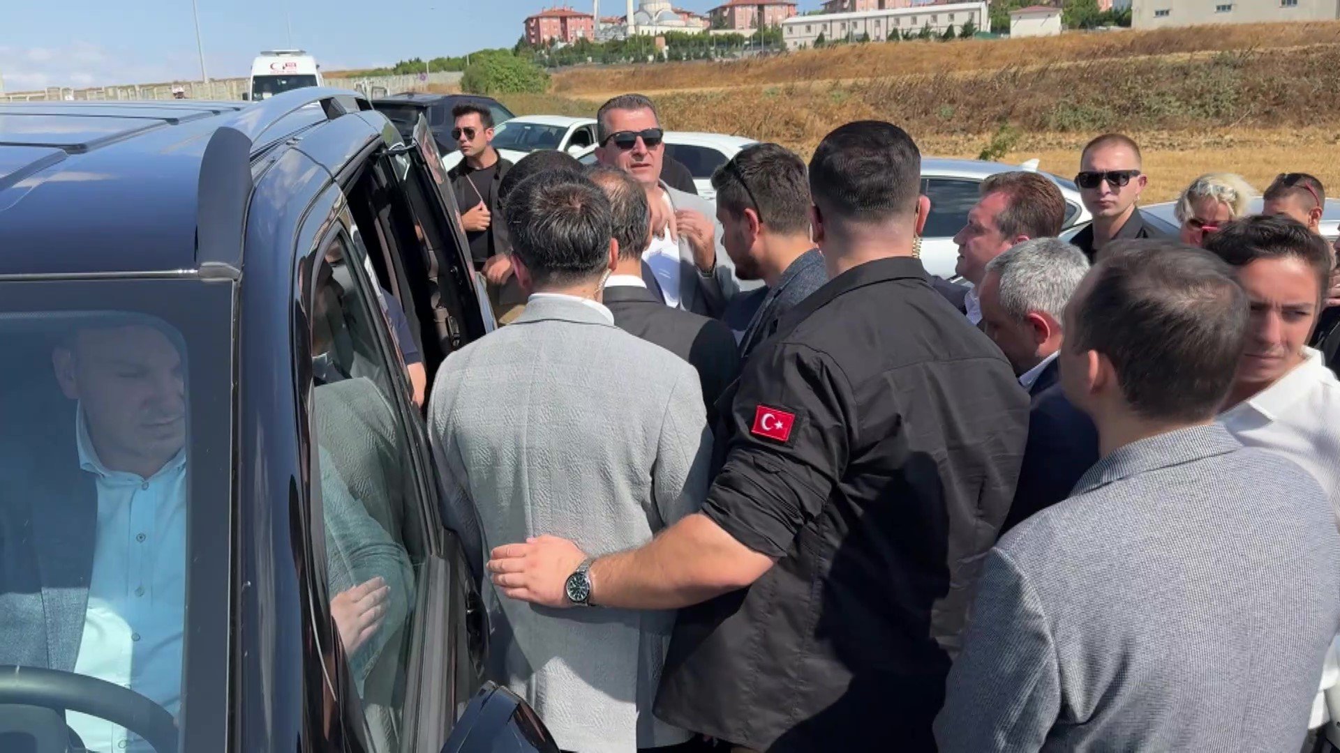 Özgür Özel basın açıklaması