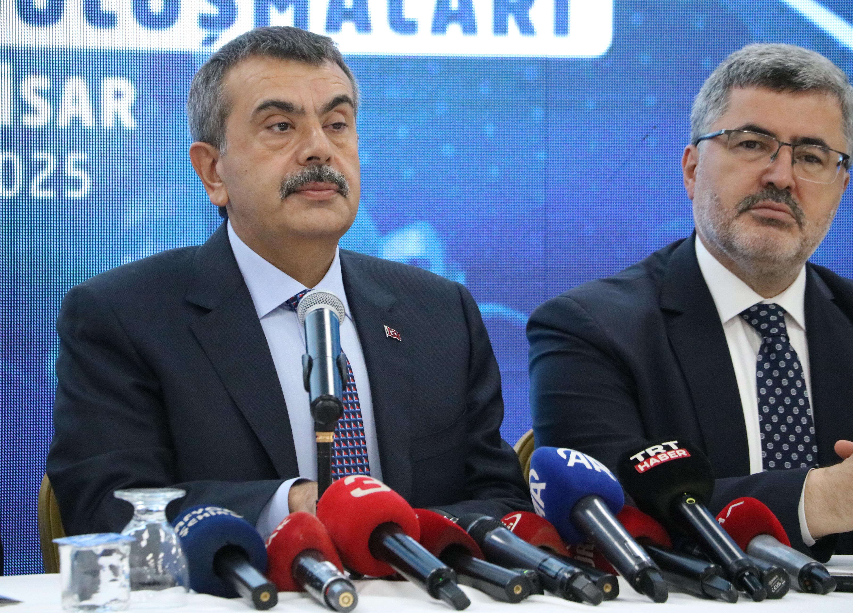 Bakan Yusuf Tekin Afyonkarahisar
