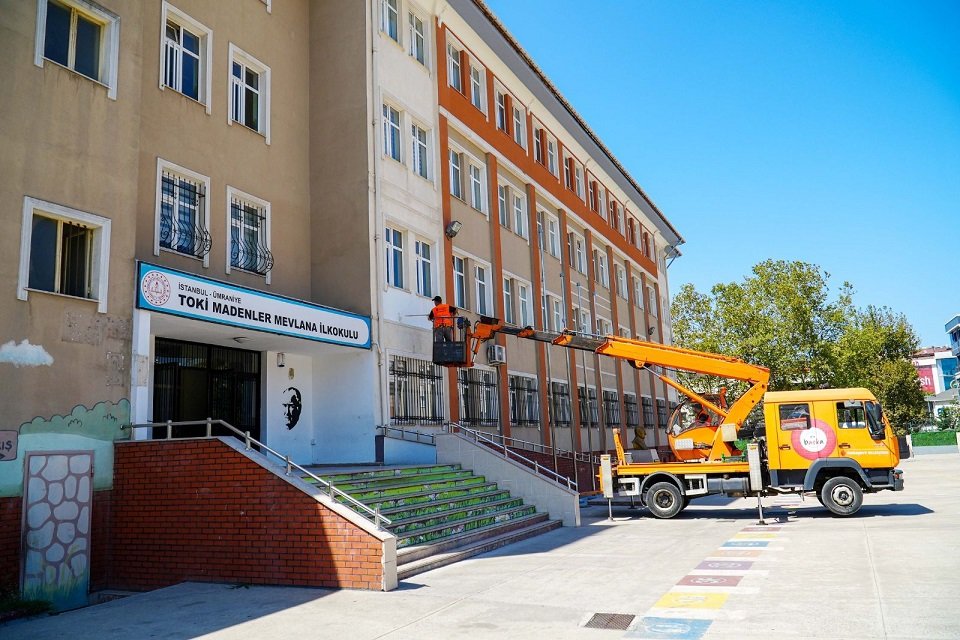 Ümraniye okul bahçesi düzenleme çalışmaları
