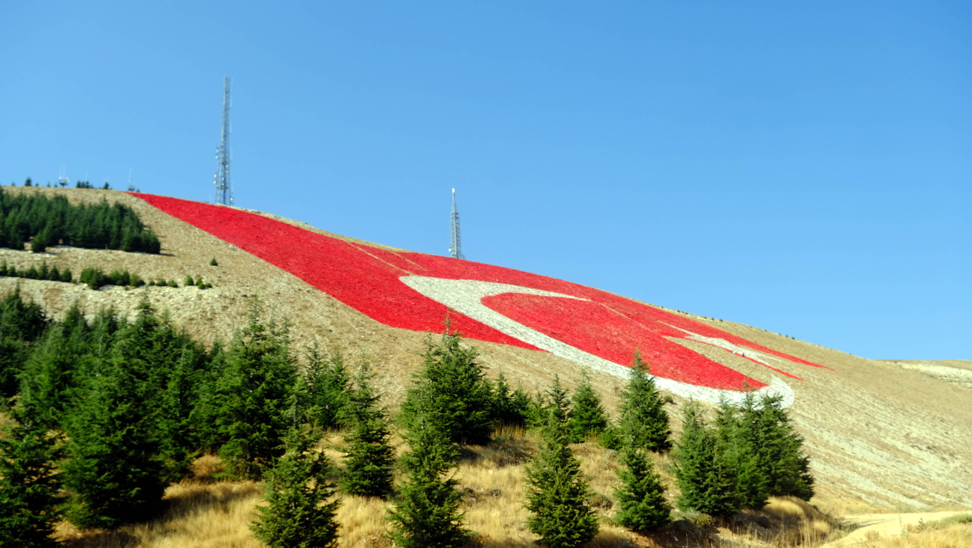 Kahramanmaraş Ahır Dağı Türk Bayrağı Projesi