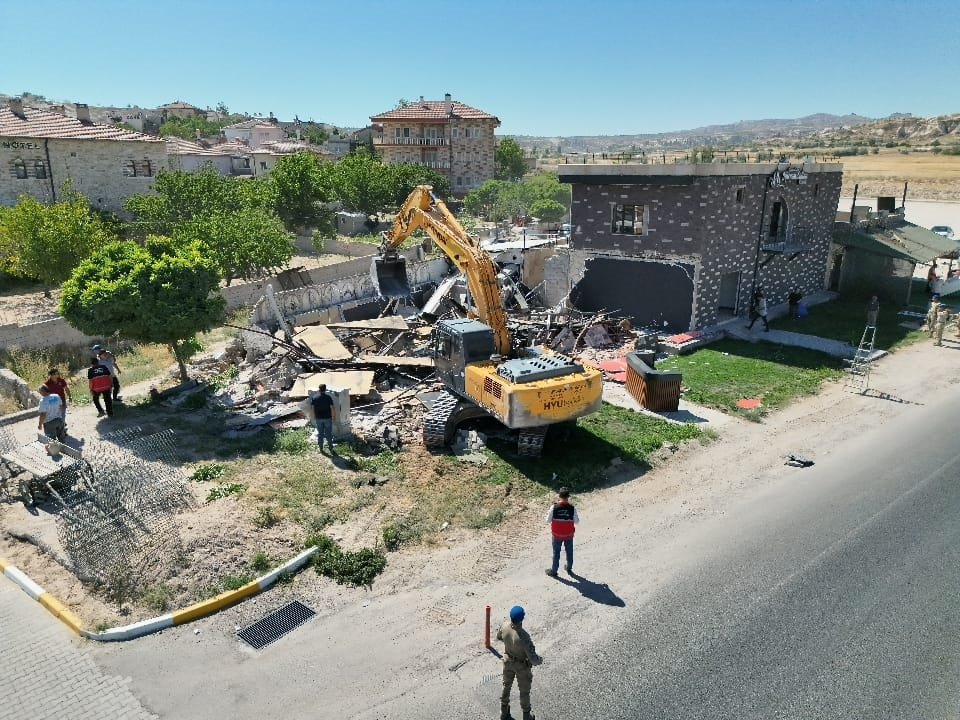 Kapadokya Alan Başkanlığı yıkım çalışması