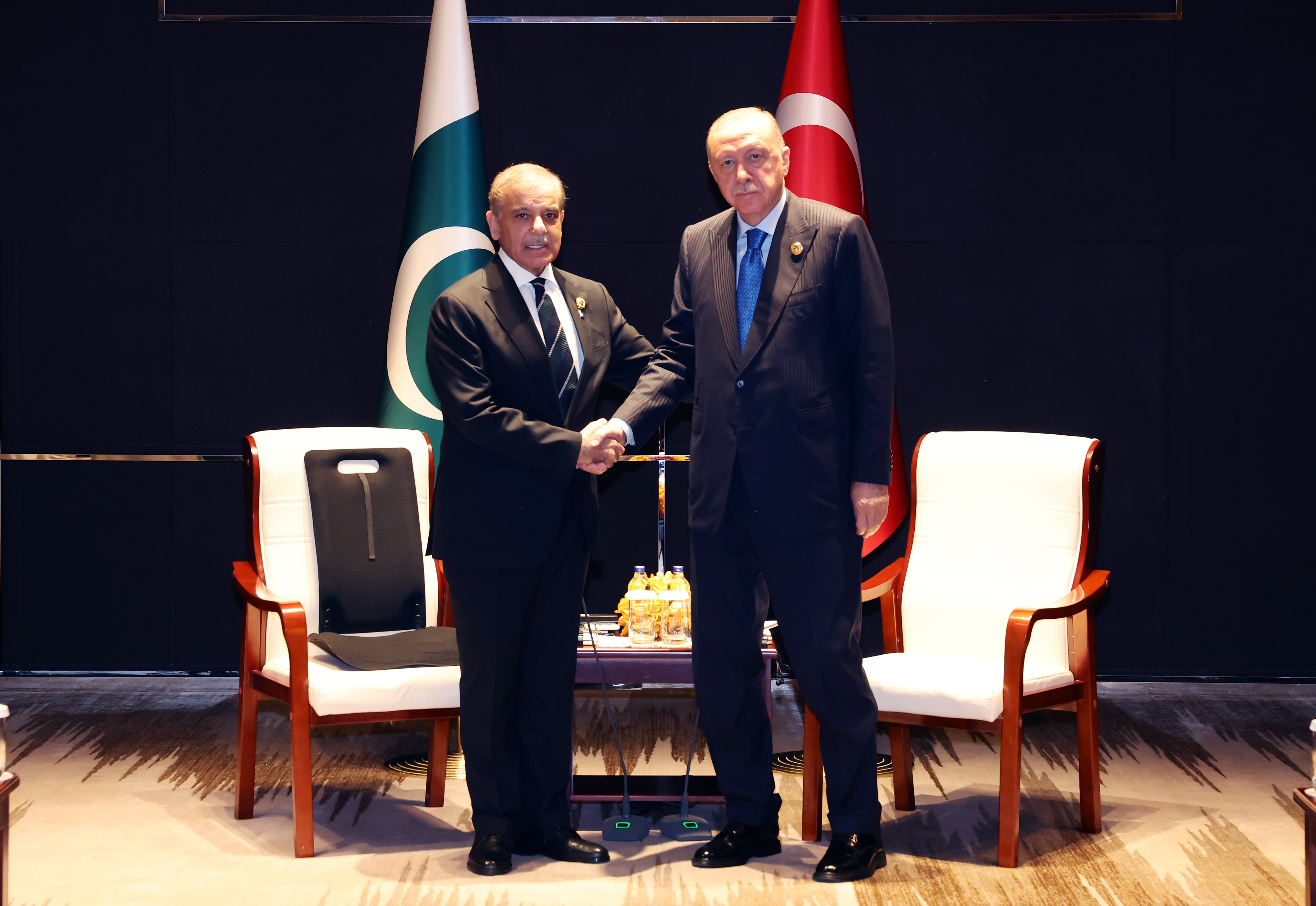 Cumhurbaşkanı Erdoğan Pakistan Başbakanı Şerif