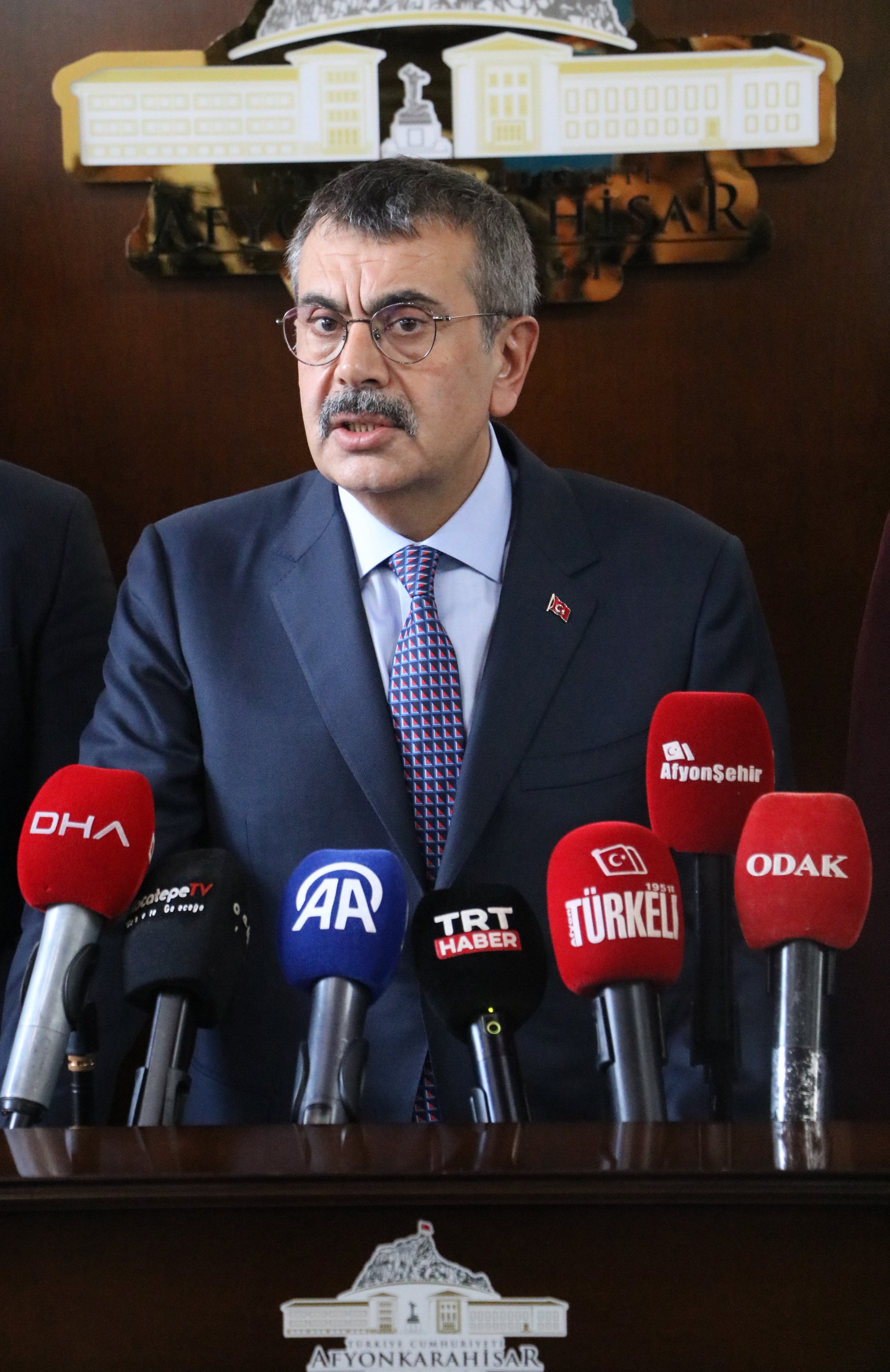 Bakan Tekin Afyonkarahisar Eğitim Toplantısı