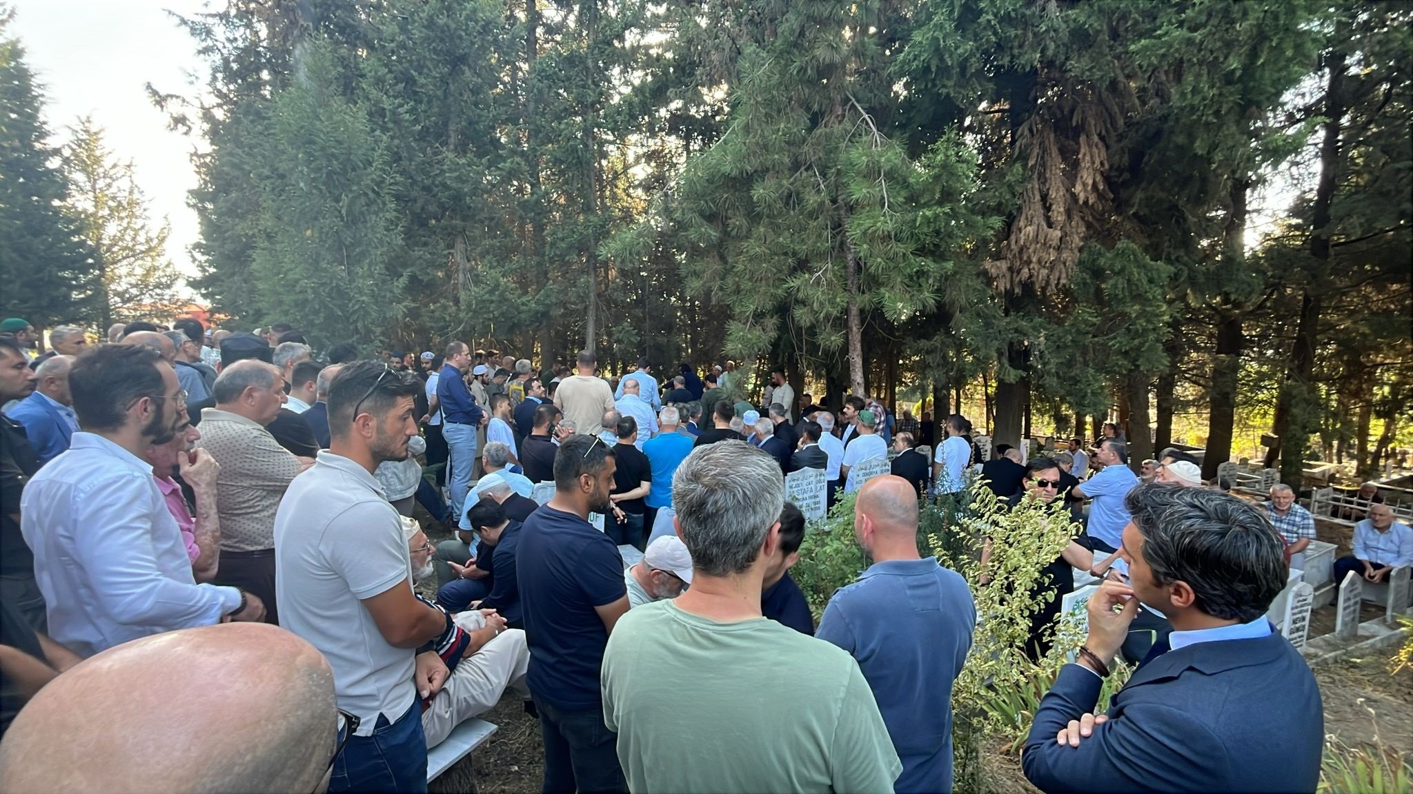 Cenaze Töreni Katılımcıları