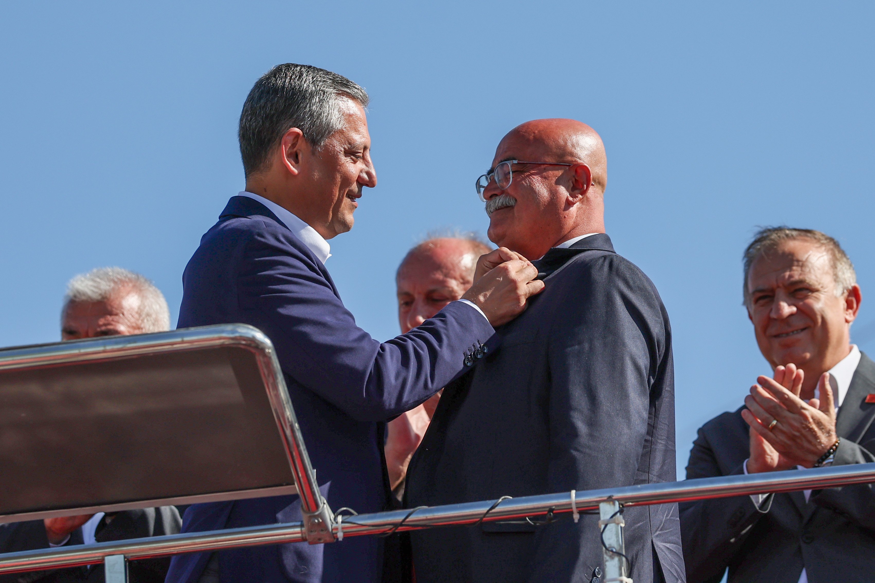 CHP rozet takma töreni