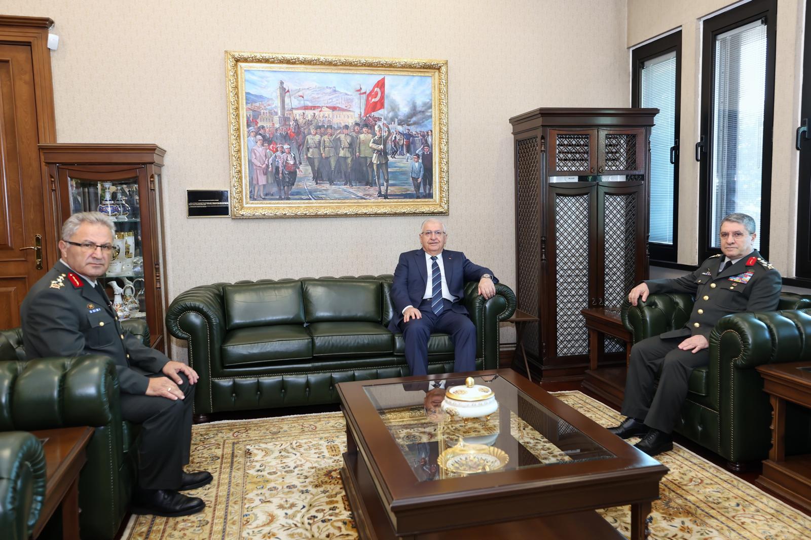 Orgeneral Selçuk Bayraktaroğlu ve Orgeneral Metin Tokel