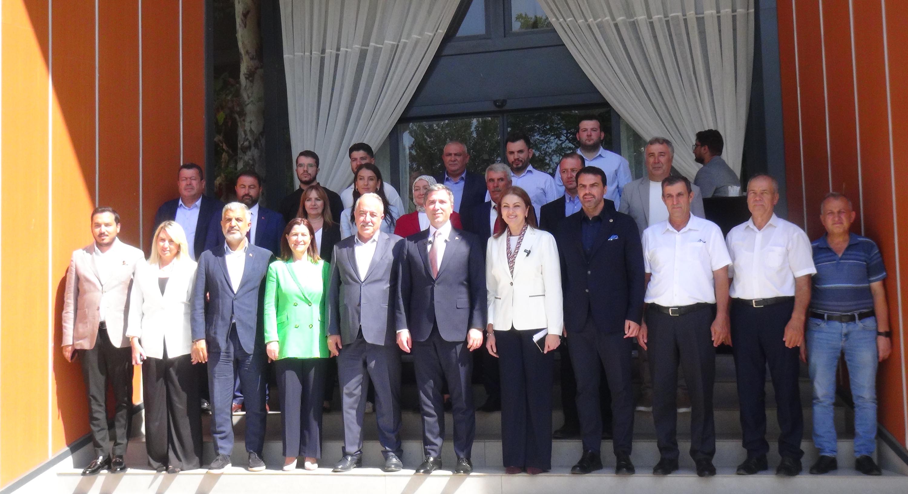 AK Parti Genel Başkan Yardımcısı Zafer Sırakaya