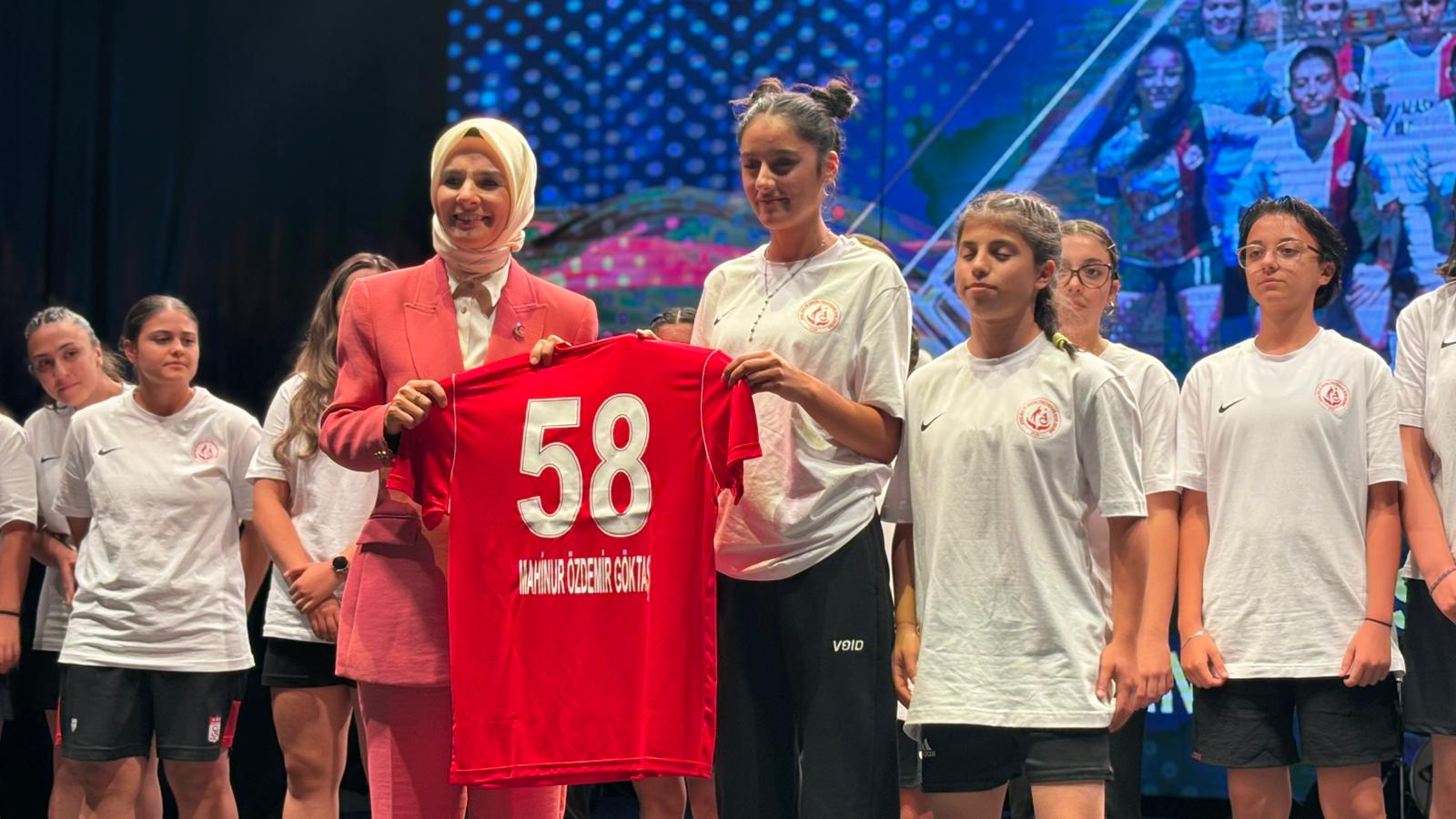 Kristal Ayaklar Ödül Töreni