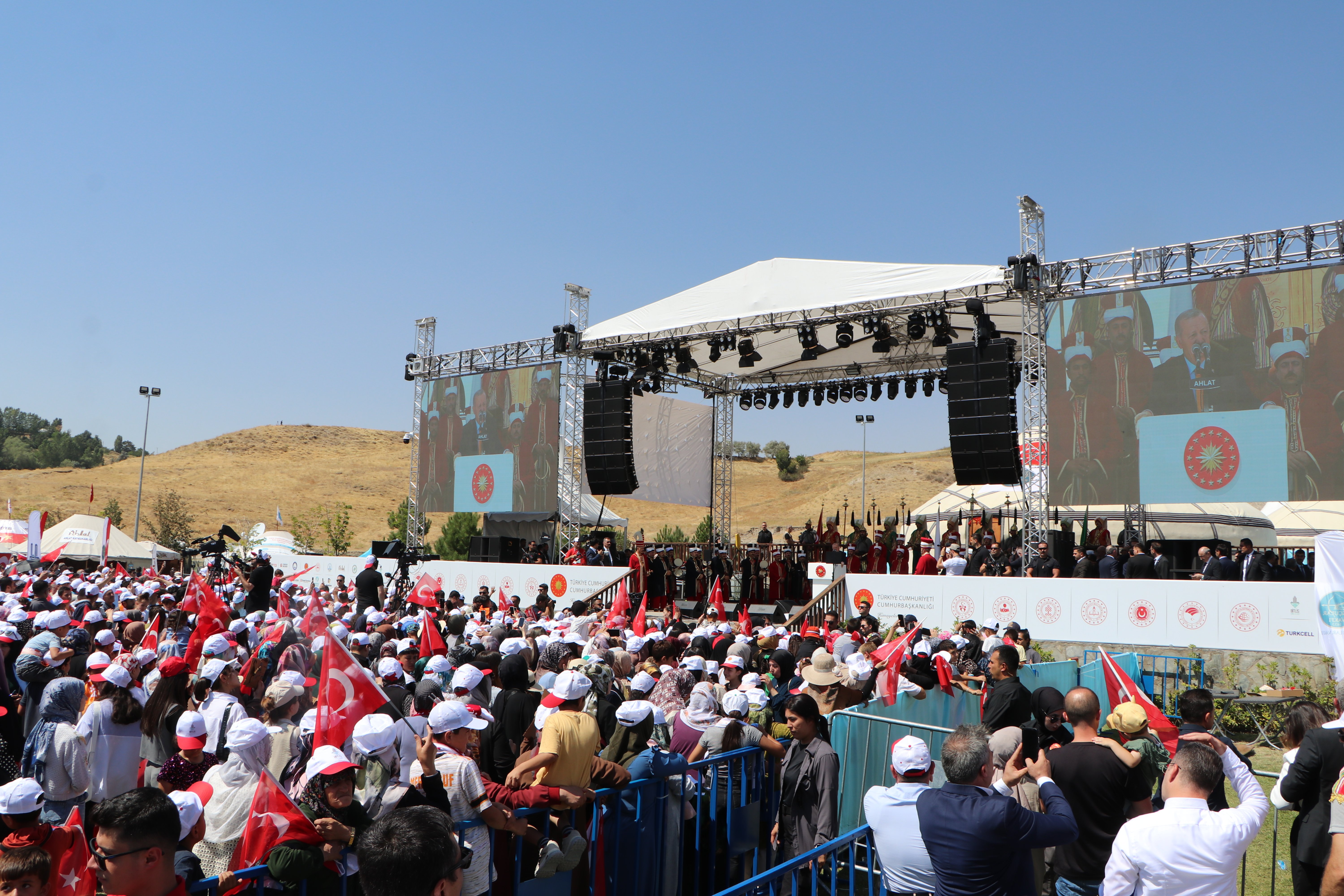 Cumhurbaşkanı Erdoğan ve Devlet Bahçeli Ahlat