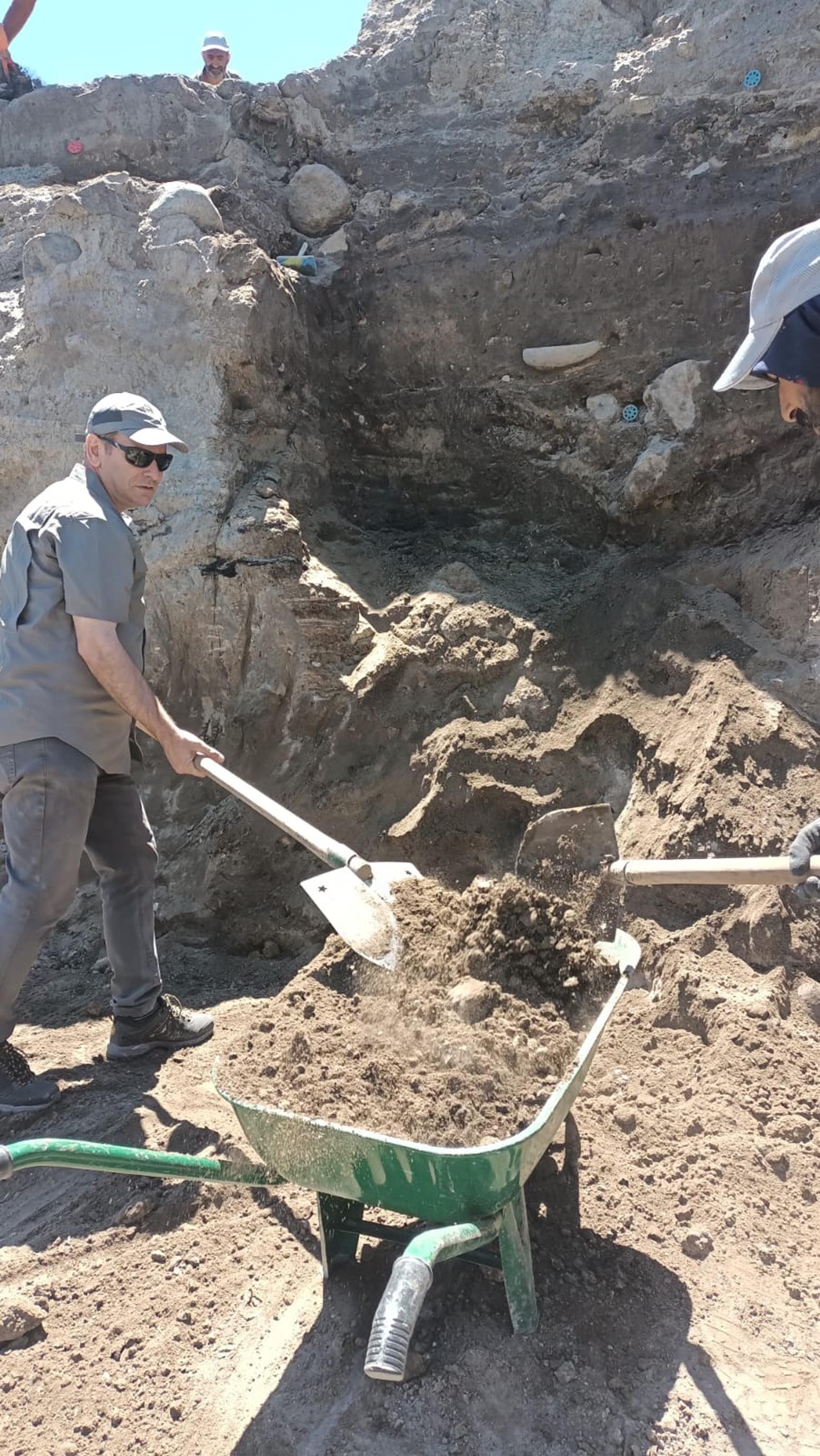 Değirmenler Höyük Kazı Çalışmaları