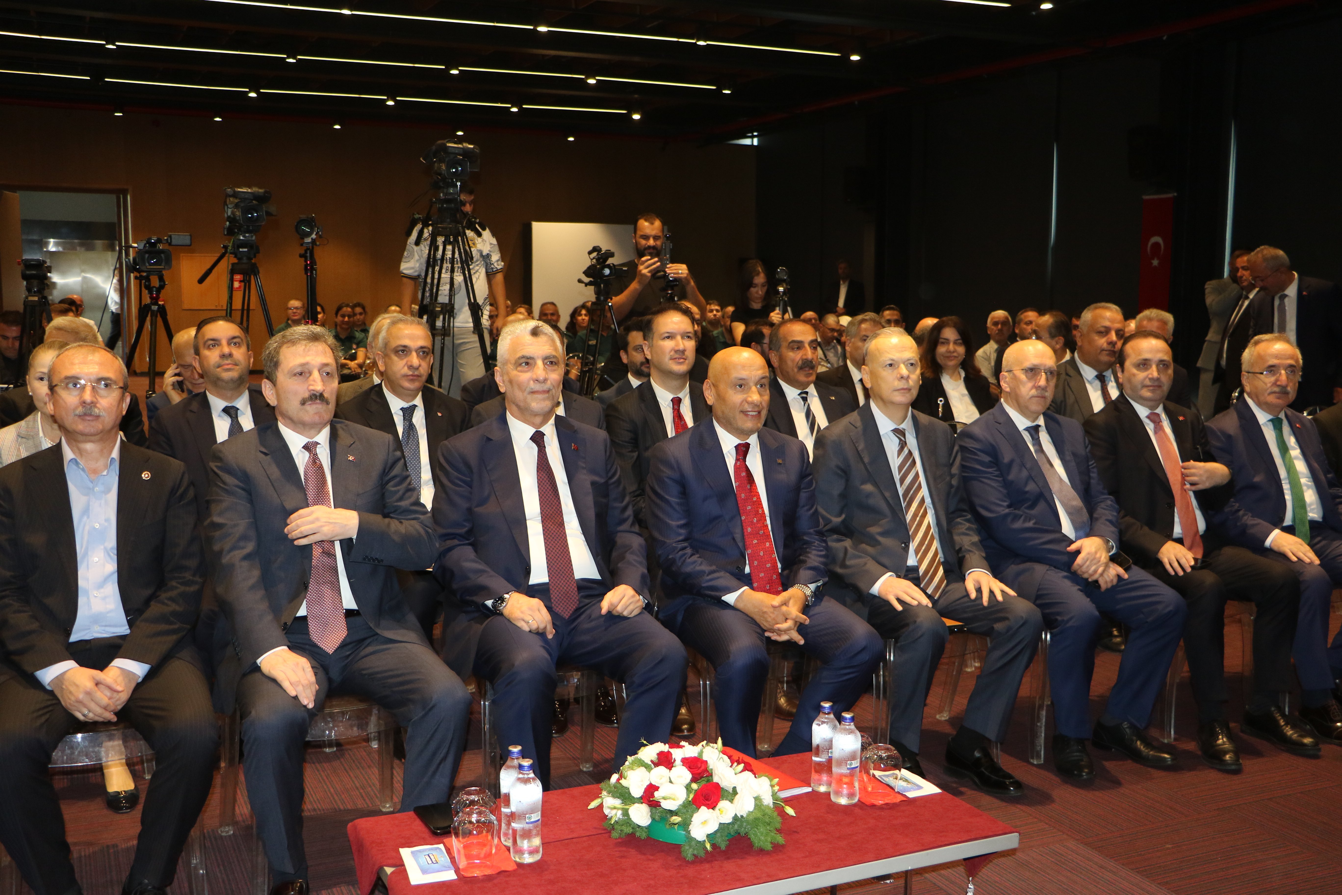 Ticaret Bakanı Ömer Bolat Basın Toplantısı