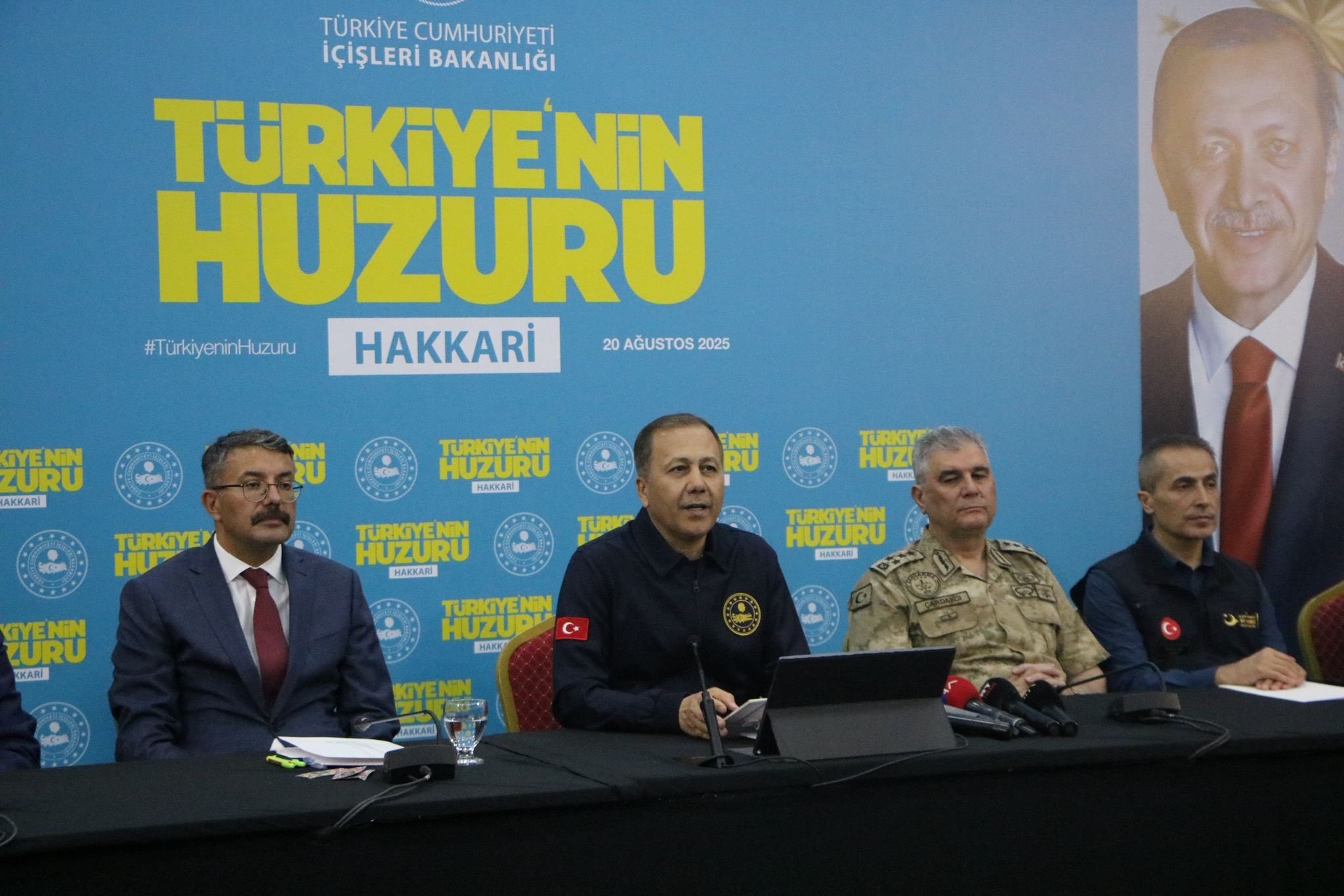 İçişleri Bakanı Ali Yerlikaya Hakkari Toplantısı
